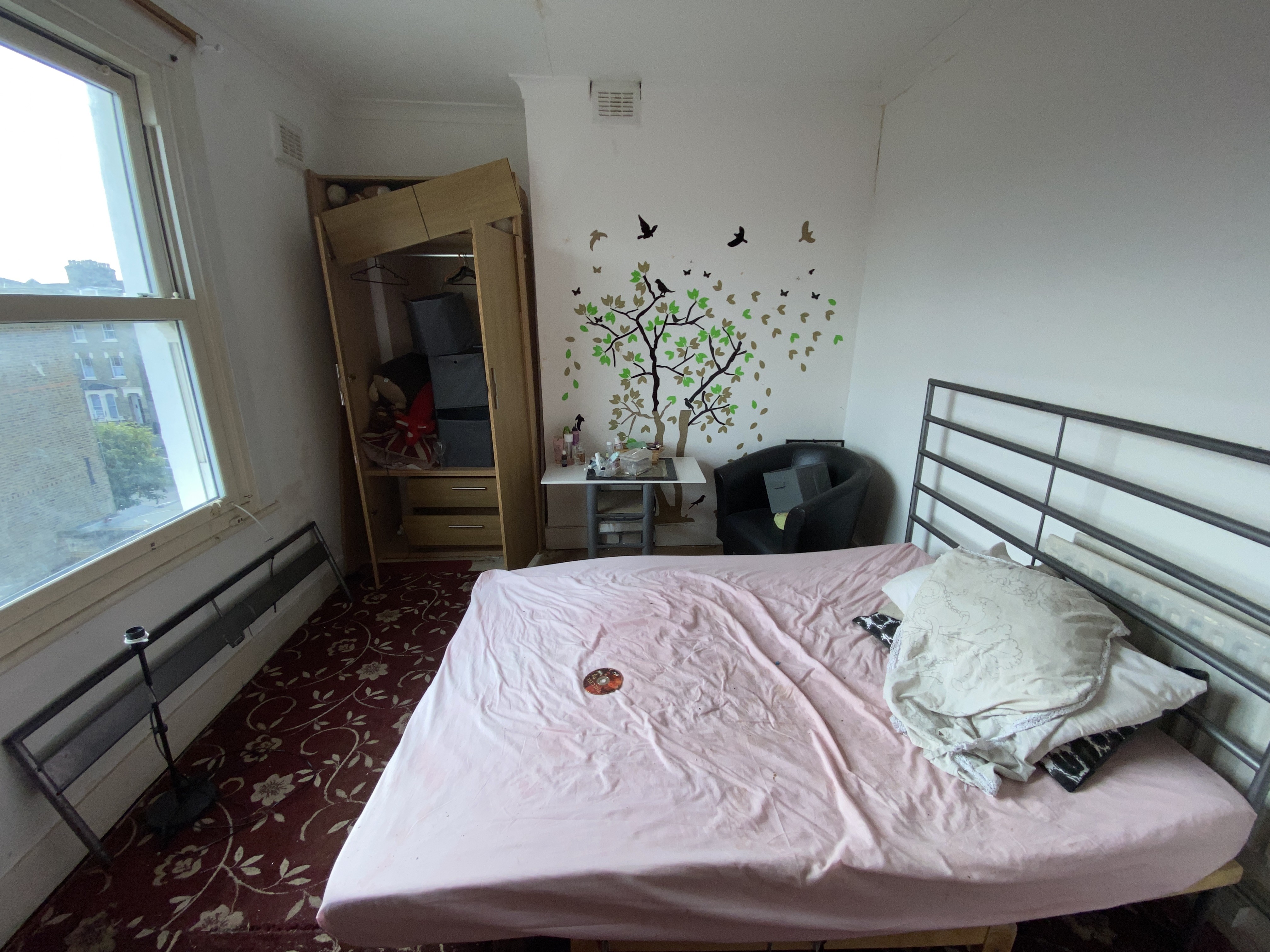 VACANT - Leasehold Self Contained Second Floor Flat