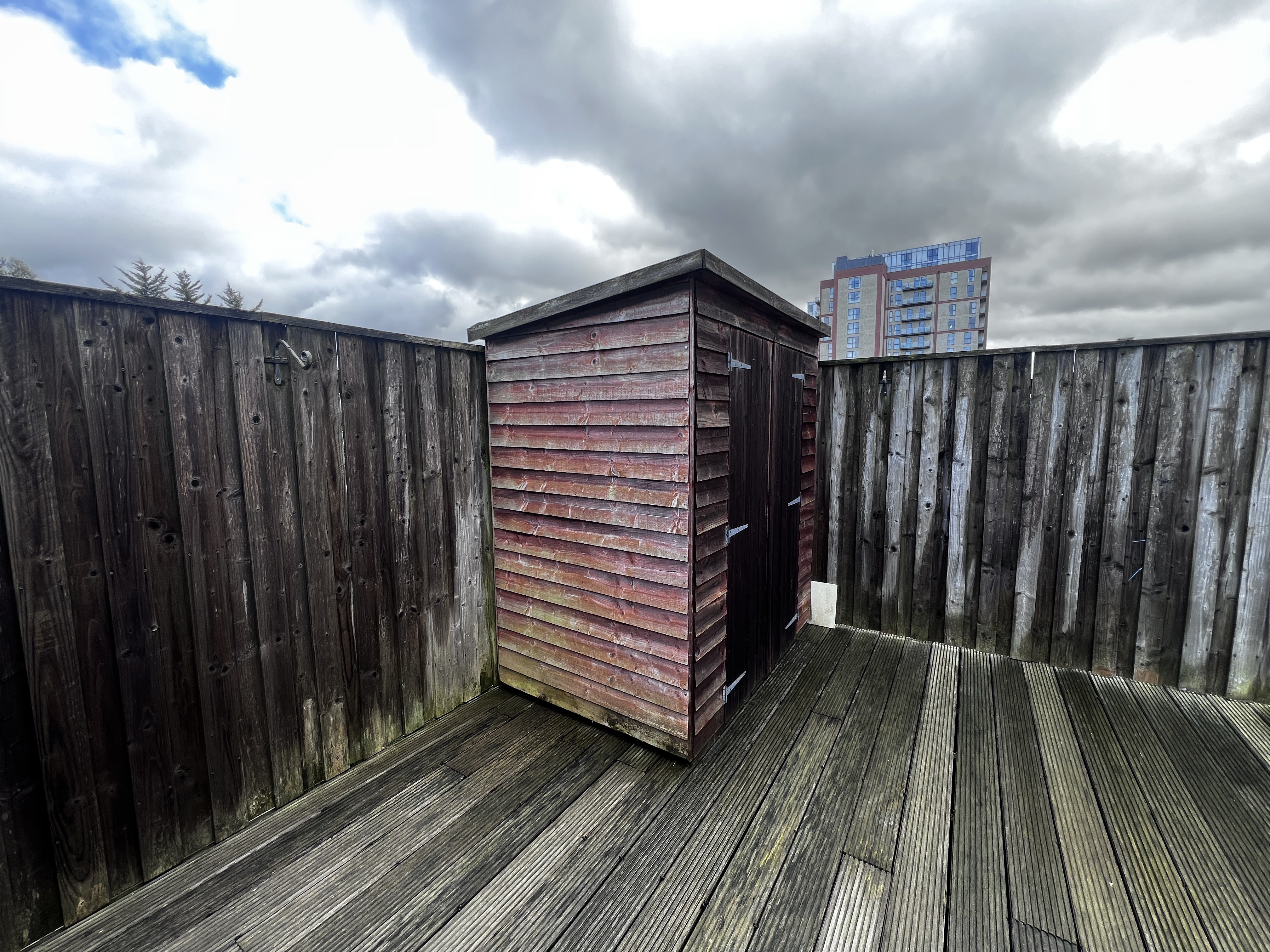 VACANT - Long Leasehold Self Contained Second Floor Flat
