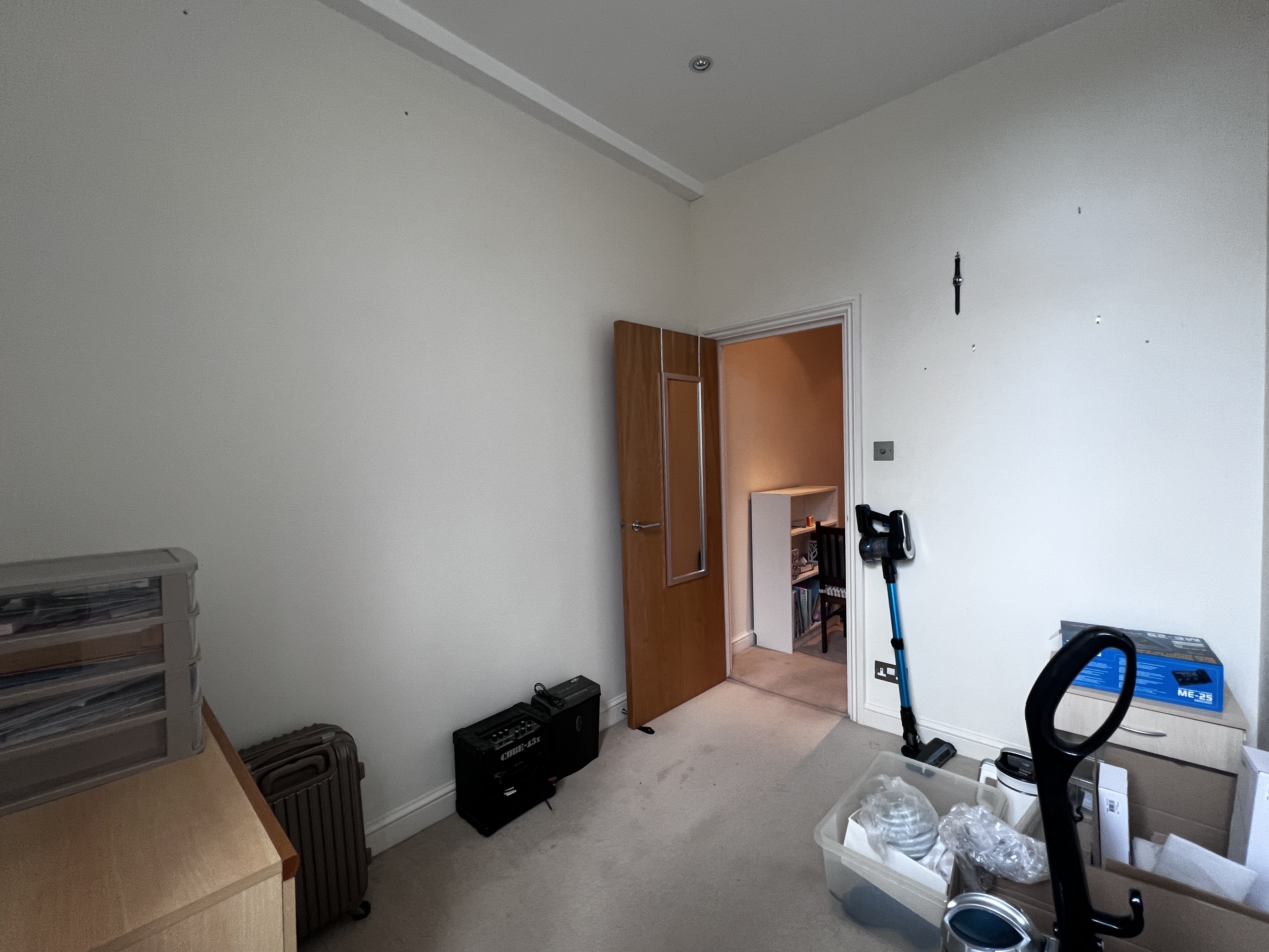 VACANT - Long Leasehold Self Contained Second Floor Flat