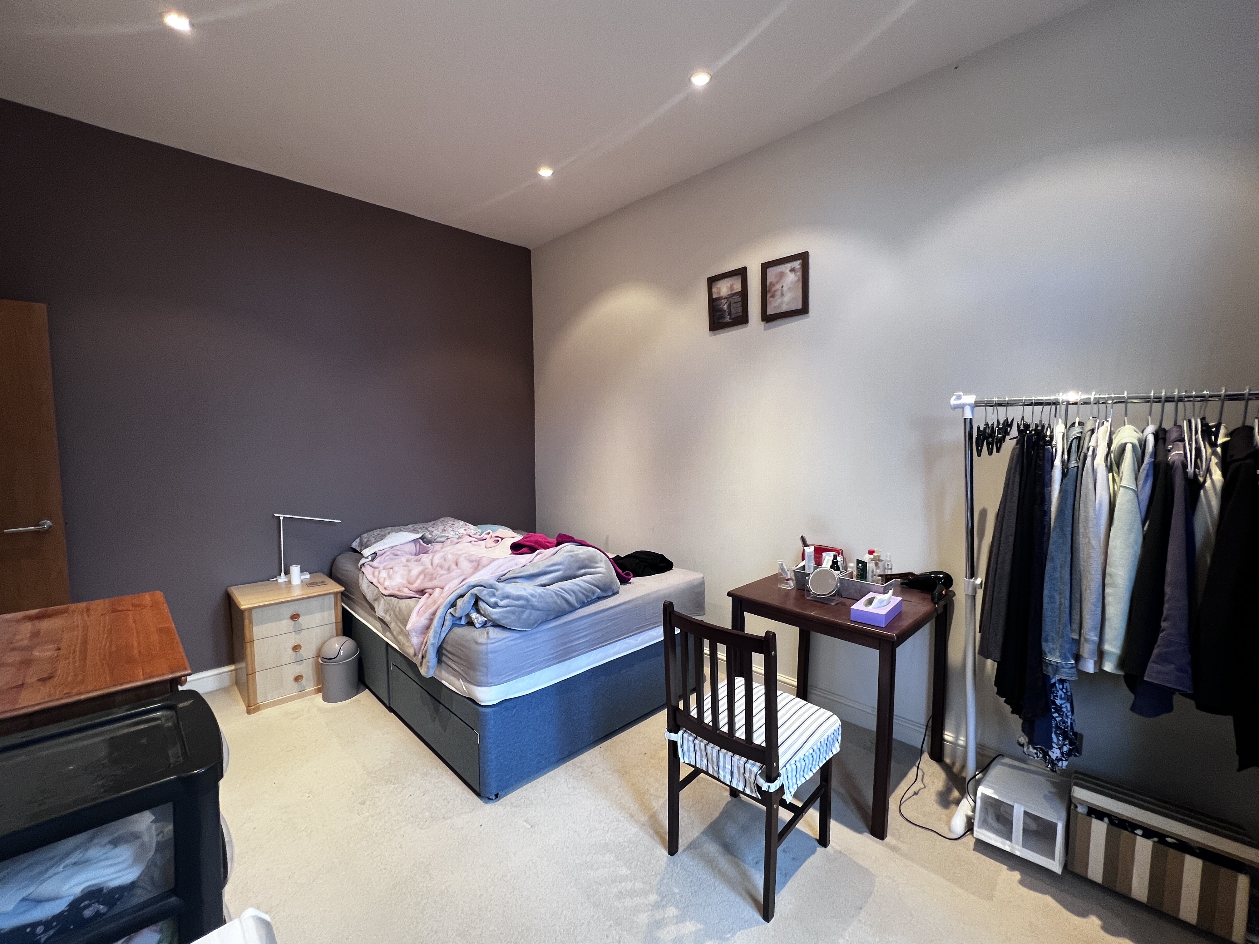 VACANT - Long Leasehold Self Contained Second Floor Flat