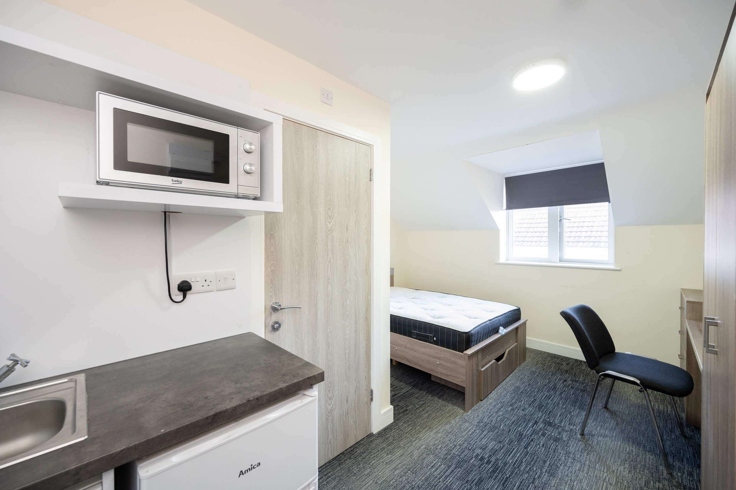 INVESTMENT - Freehold HMO Building 