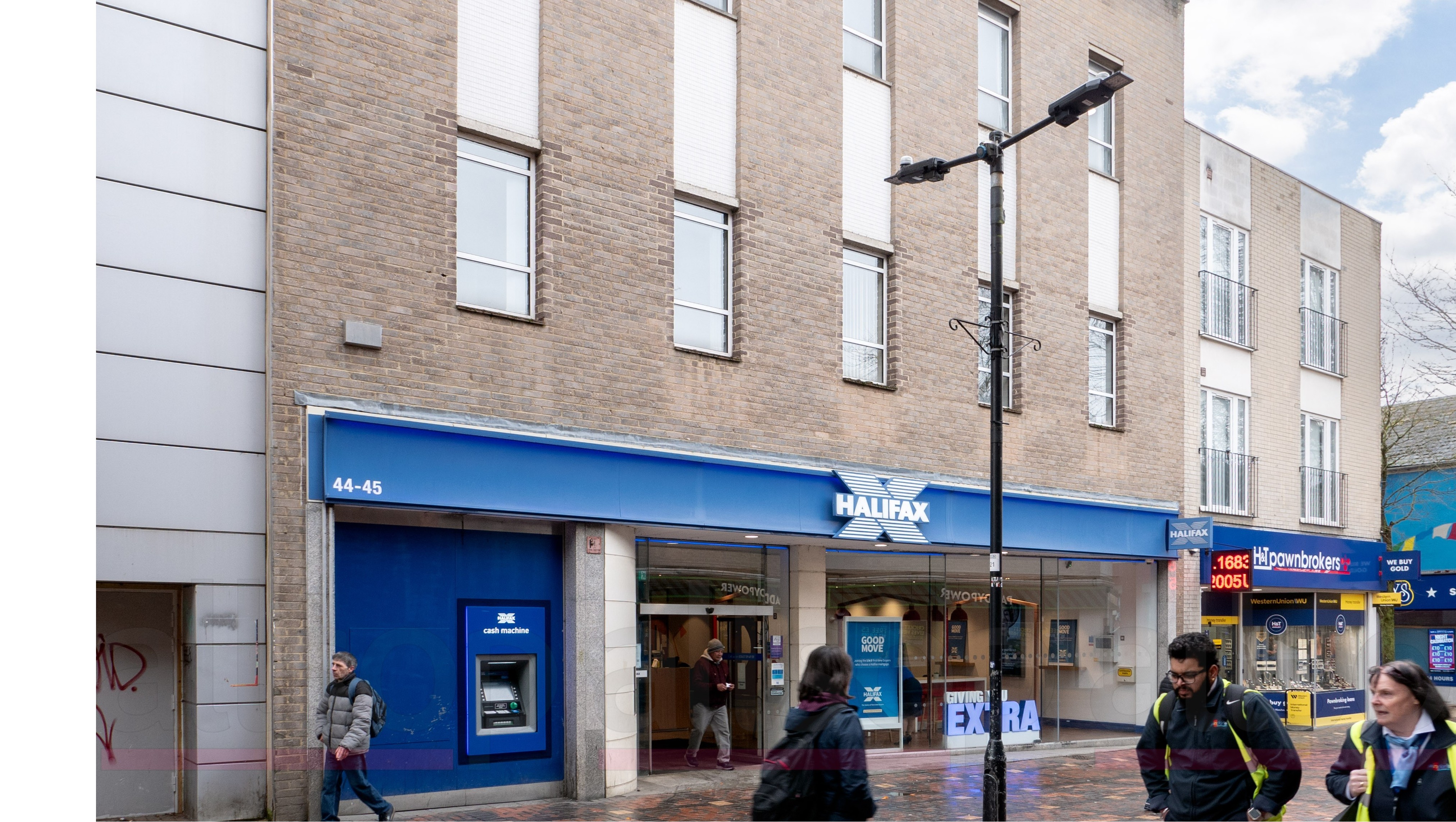 Freehold Town Centre Bank Investment