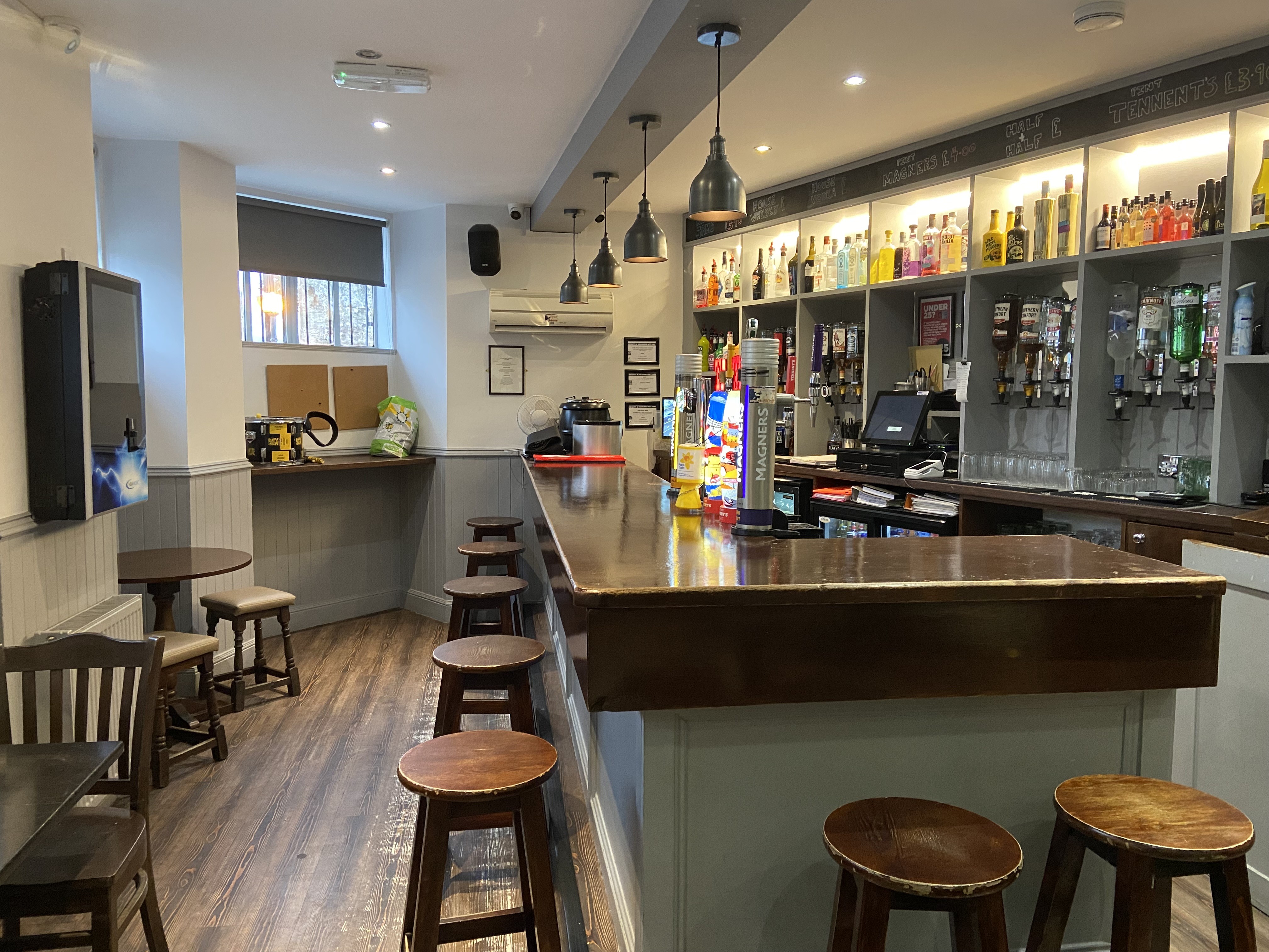 Freehold Public House and Residential Investment