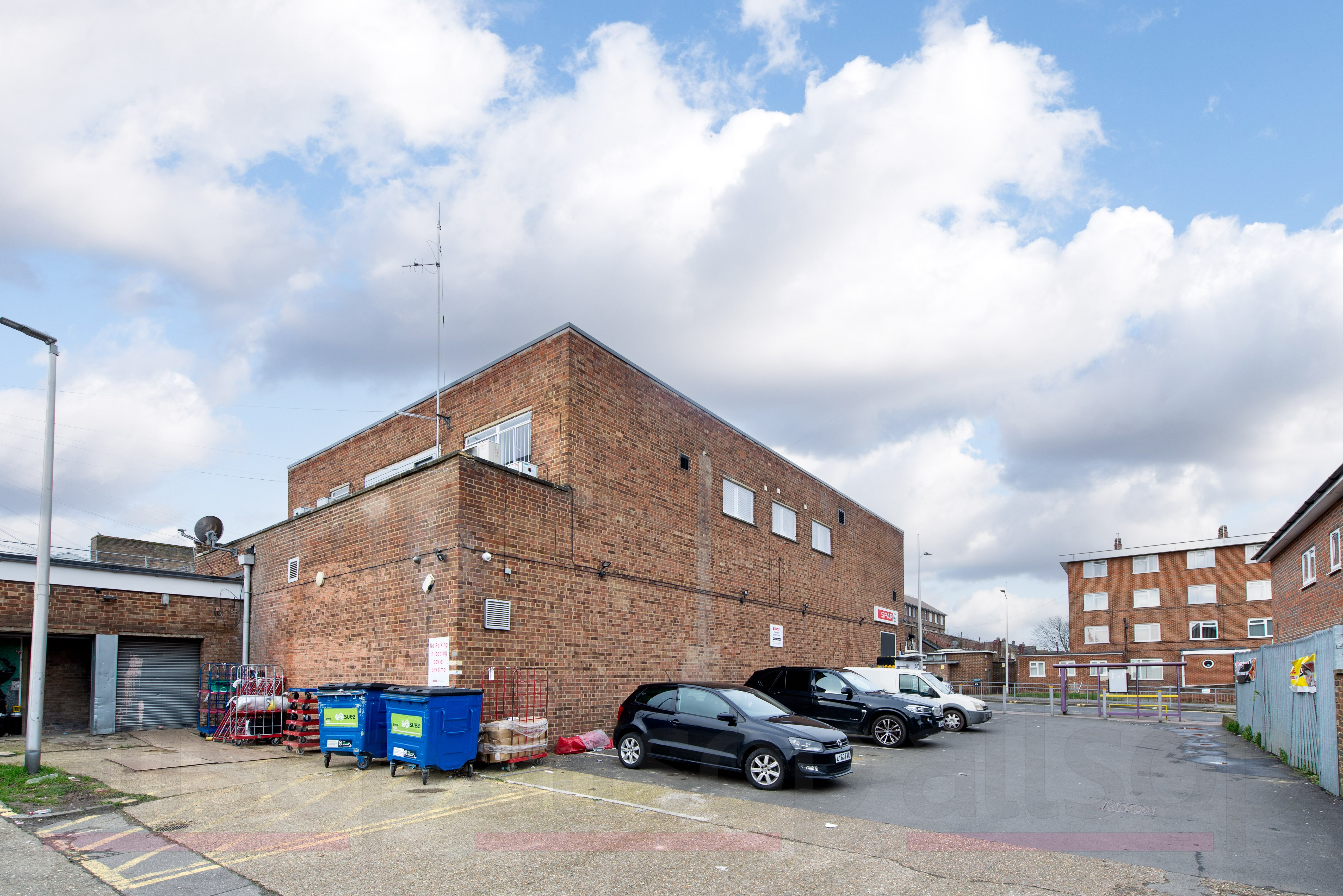 Freehold Convenience Store Investment