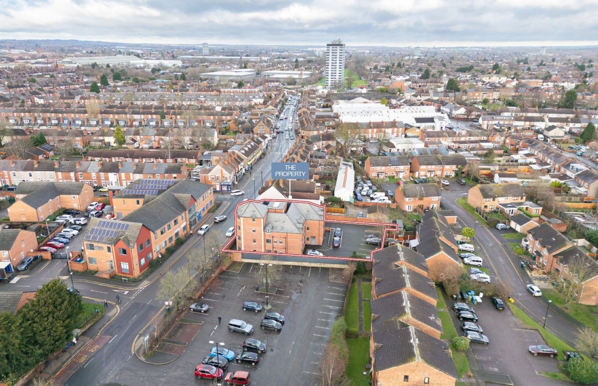 INVESTMENT - Freehold HMO Building 
