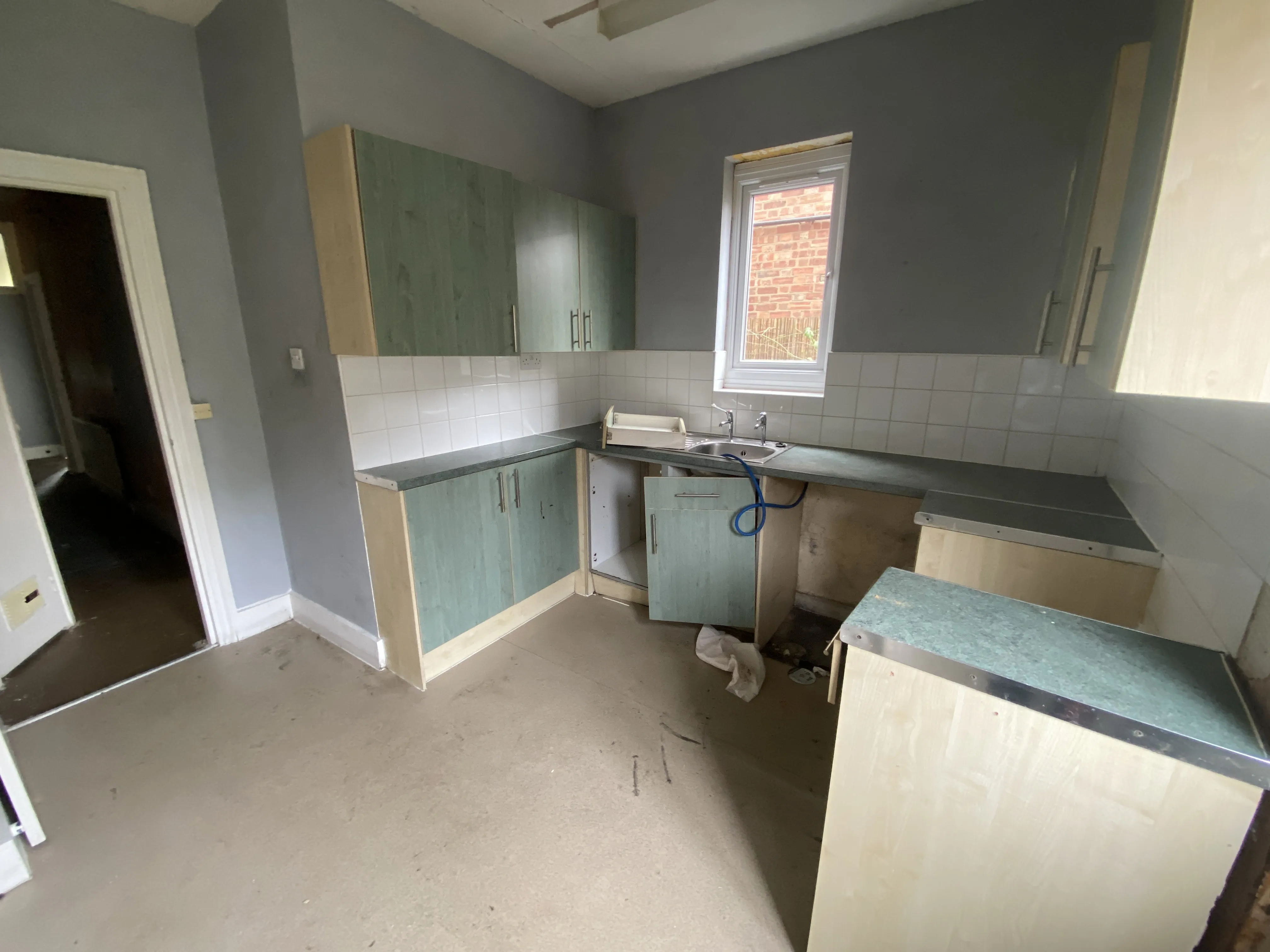 VACANT - Leasehold Self Contained Ground Floor Flat