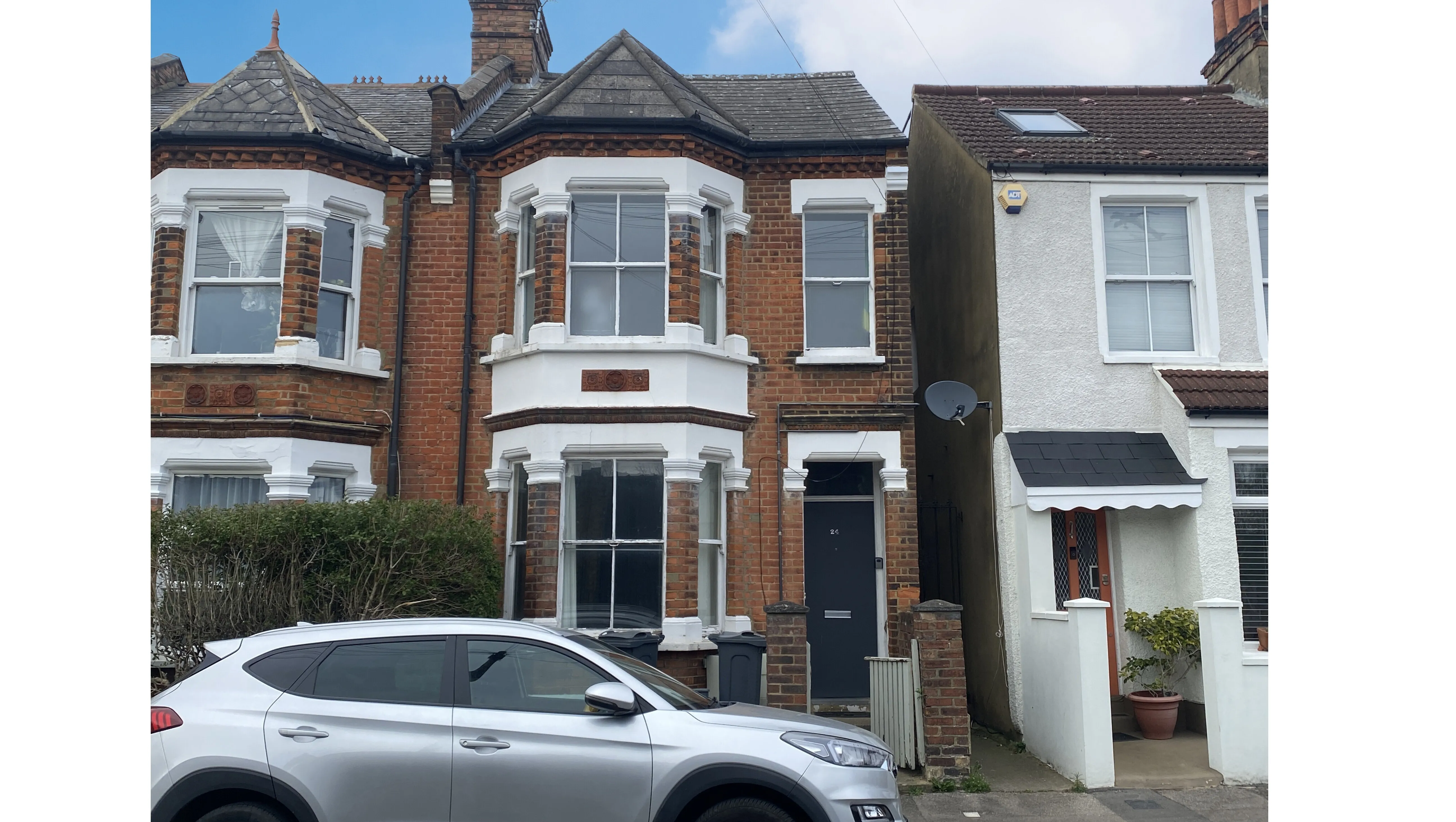 VACANT - Leasehold Self Contained Ground Floor Flat