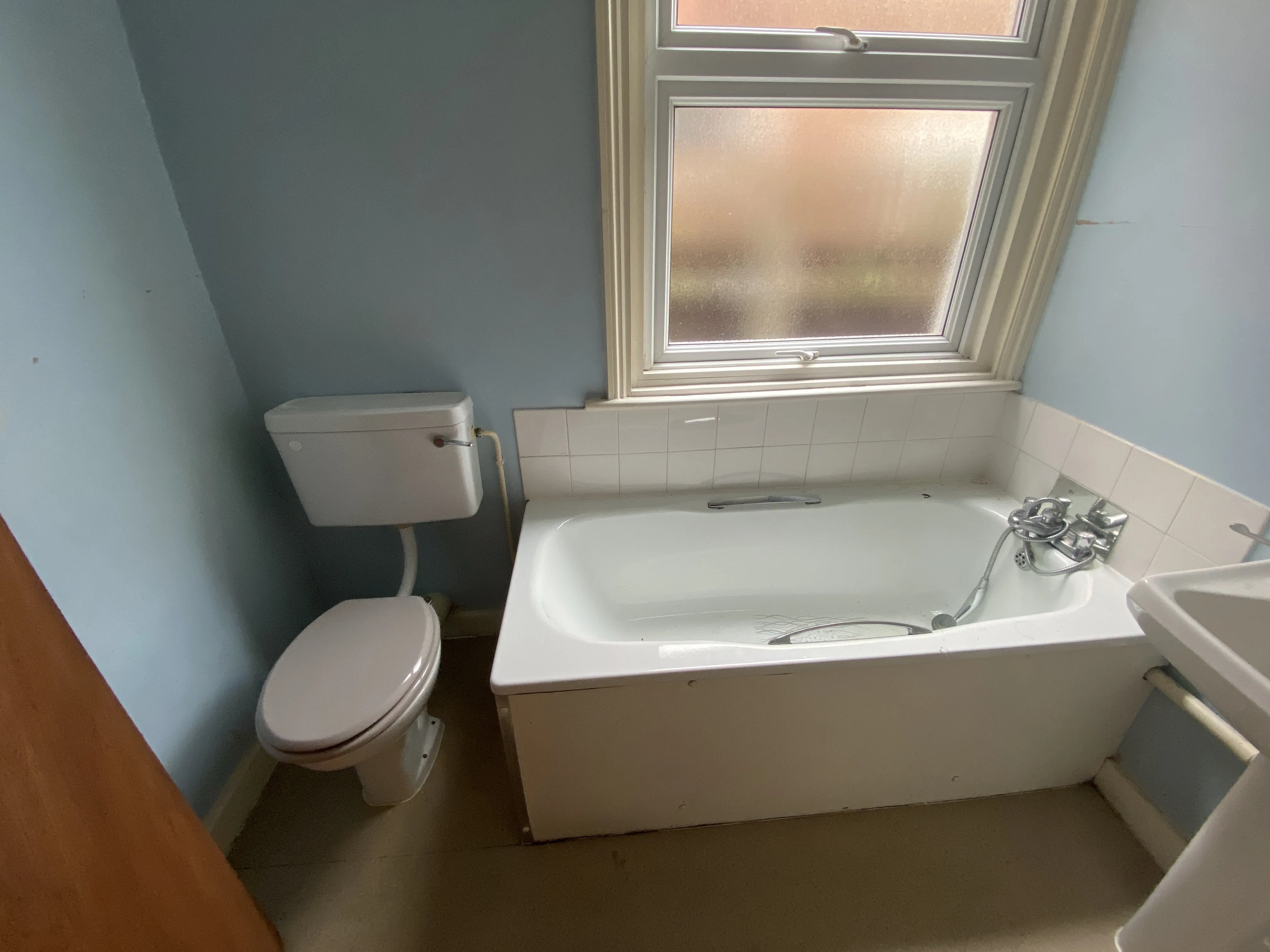 VACANT - Leasehold Self Contained Ground Floor Flat