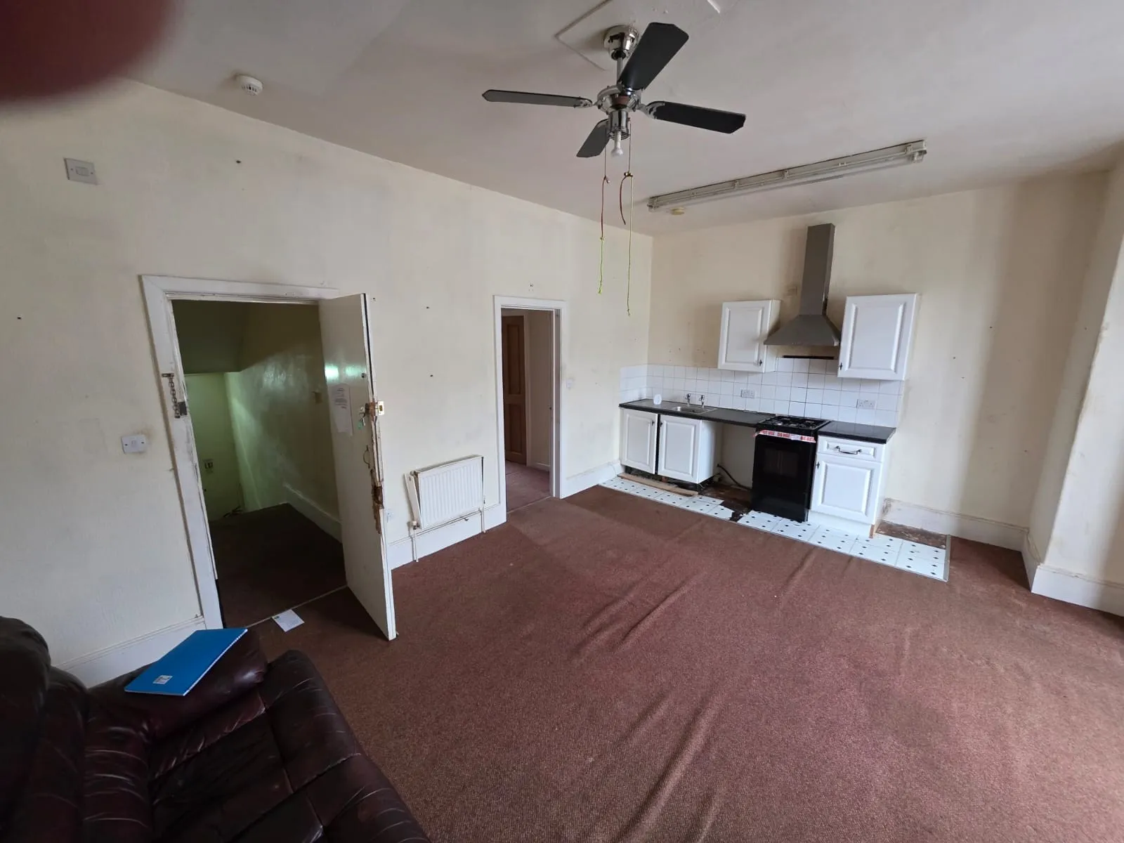 Leasehold Self Contained First Floor Flat