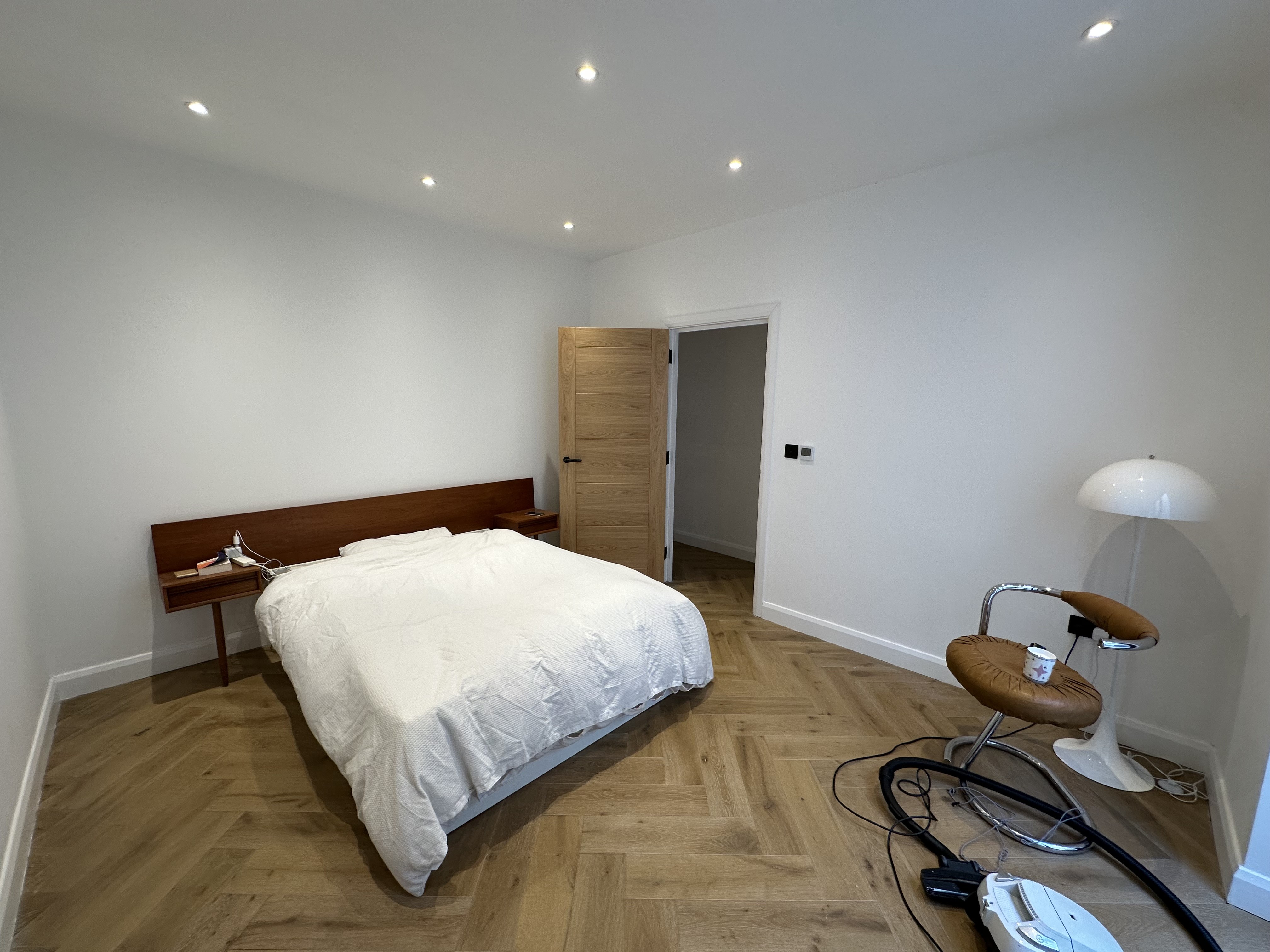 INVESTMENT -  Long Leasehold Self Contained Purpose Built Lower Ground Floor Flat