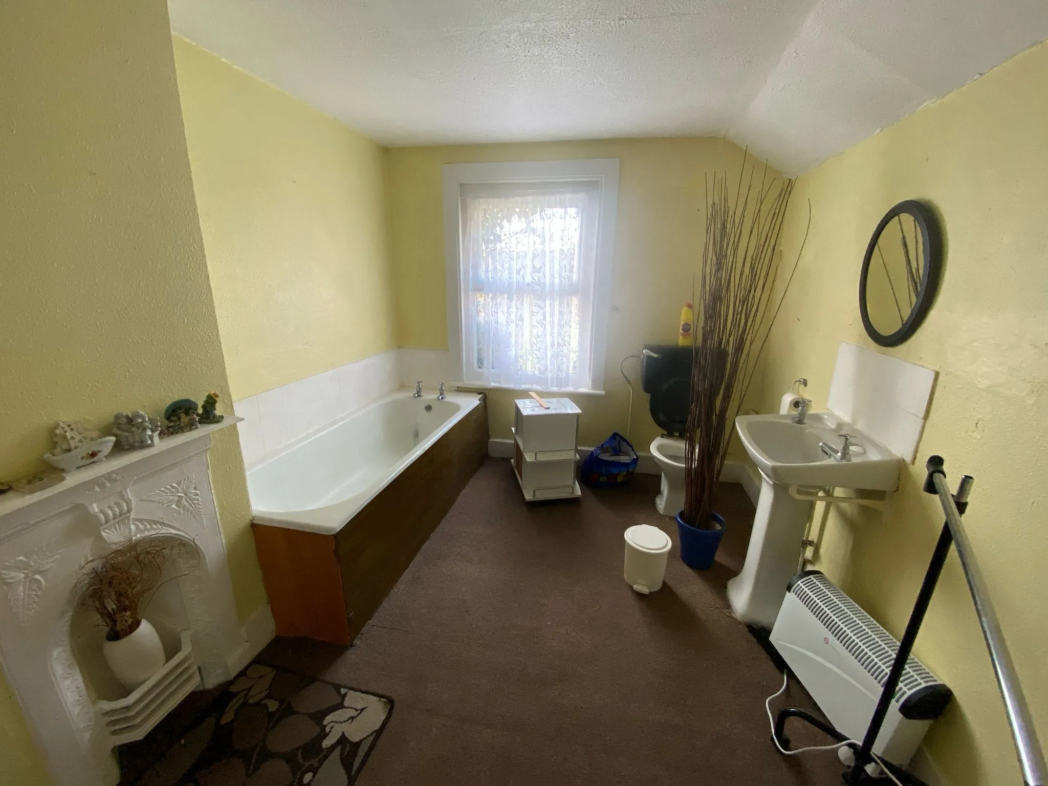 VACANT - Freehold Semi-Detached House