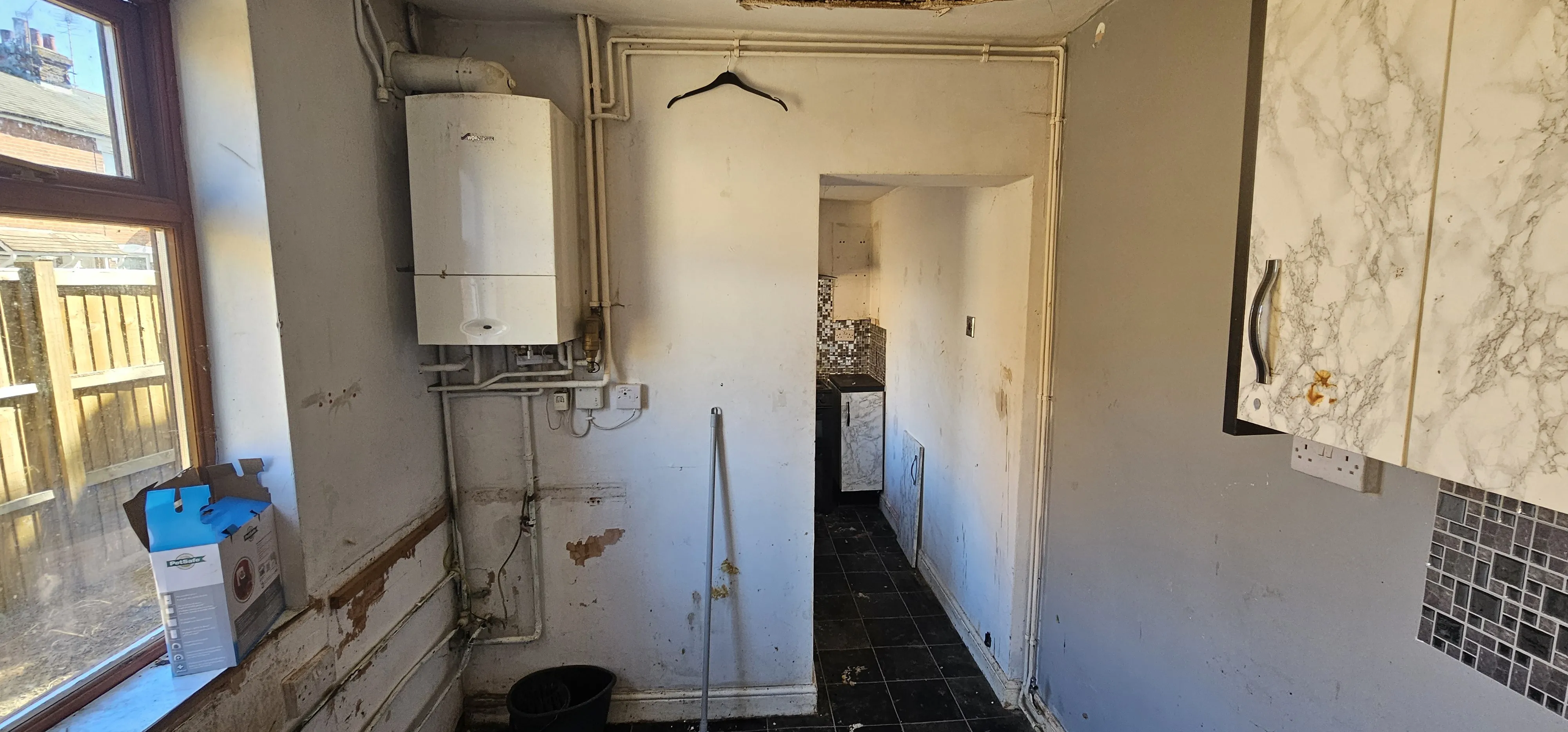 VACANT - Freehold End of Terrace House