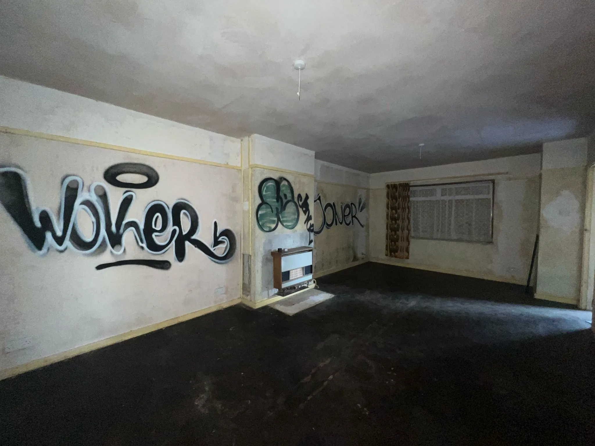 VACANT - Freehold Semi-Detached House