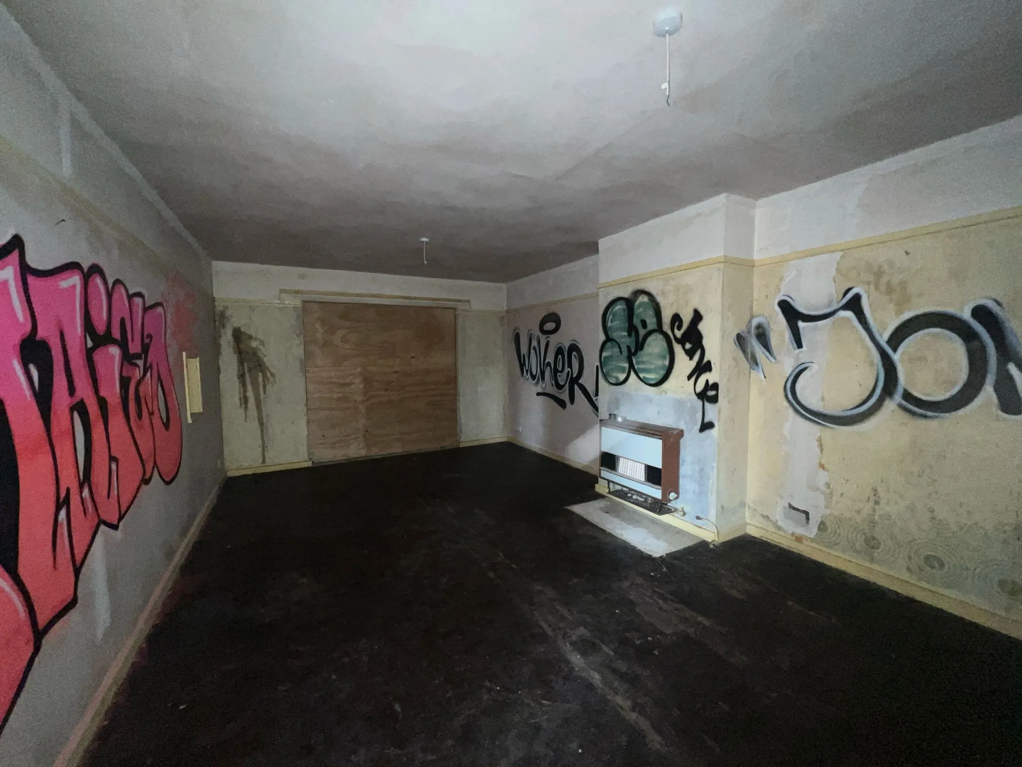 VACANT - Freehold Semi-Detached House