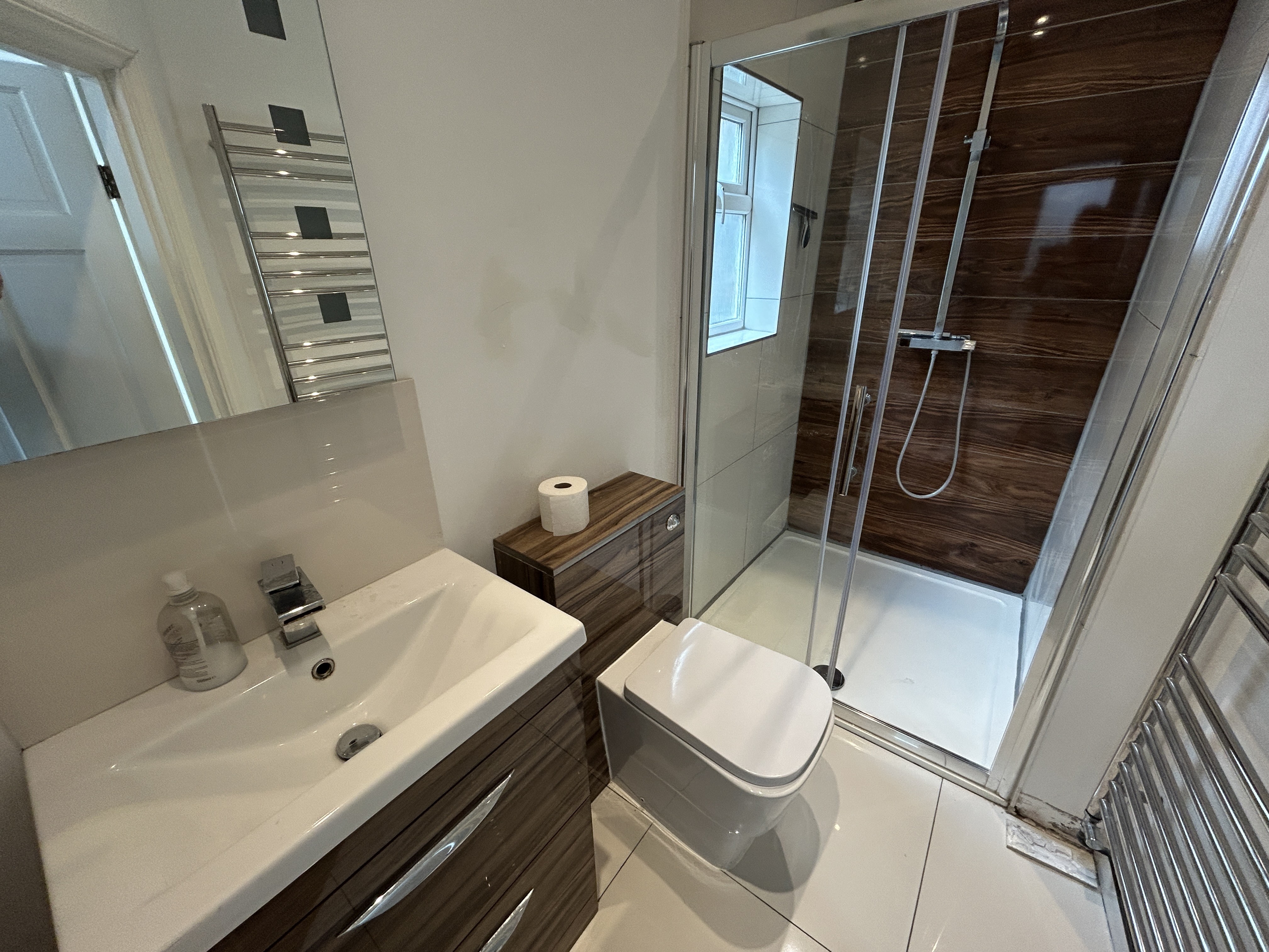 VACANT - Leasehold Self Contained Flat