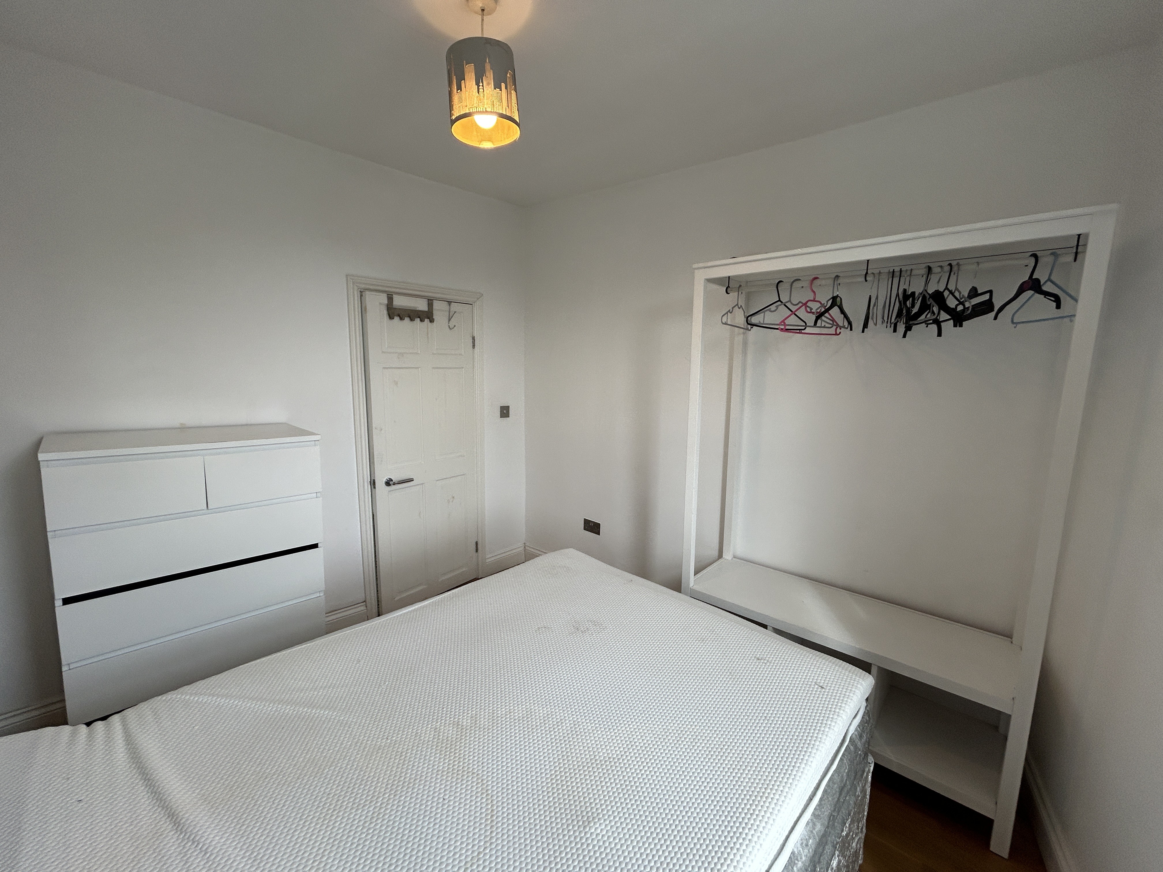 VACANT - Leasehold Self Contained Flat