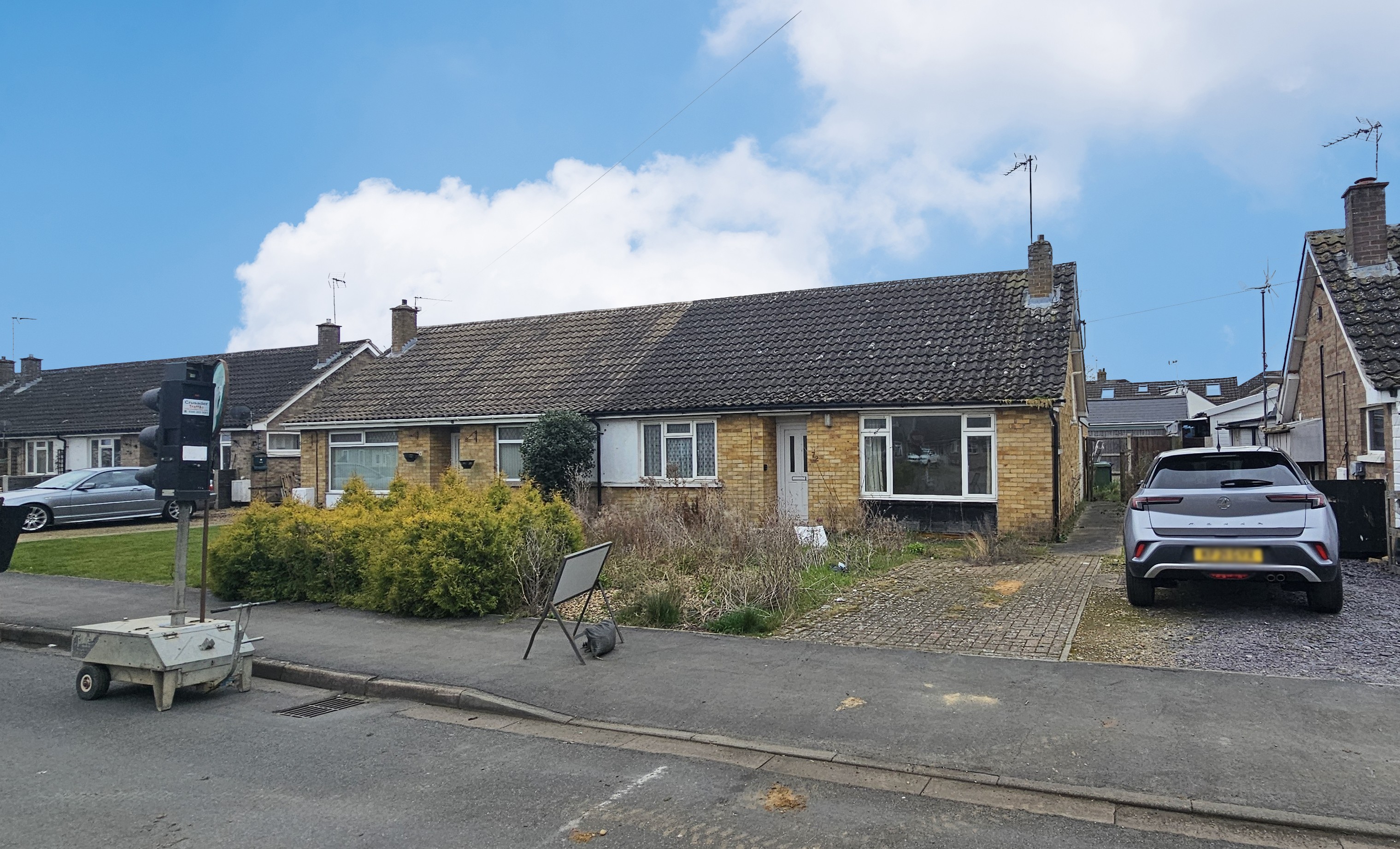 VACANT - Freehold Semi Detached Bungalow