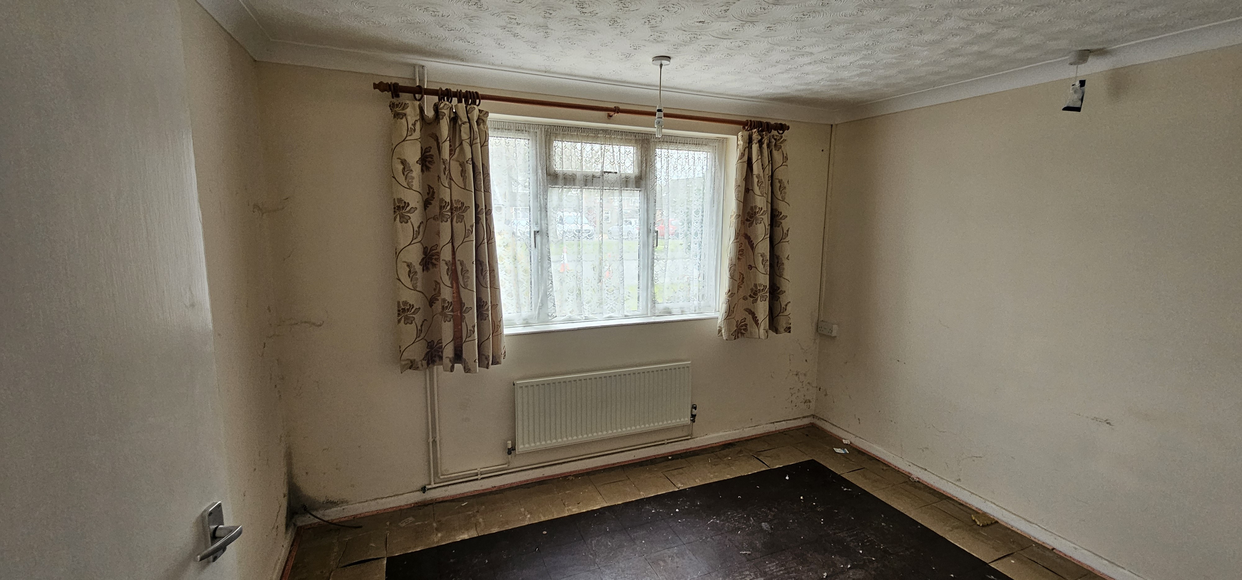 VACANT - Freehold Semi Detached Bungalow