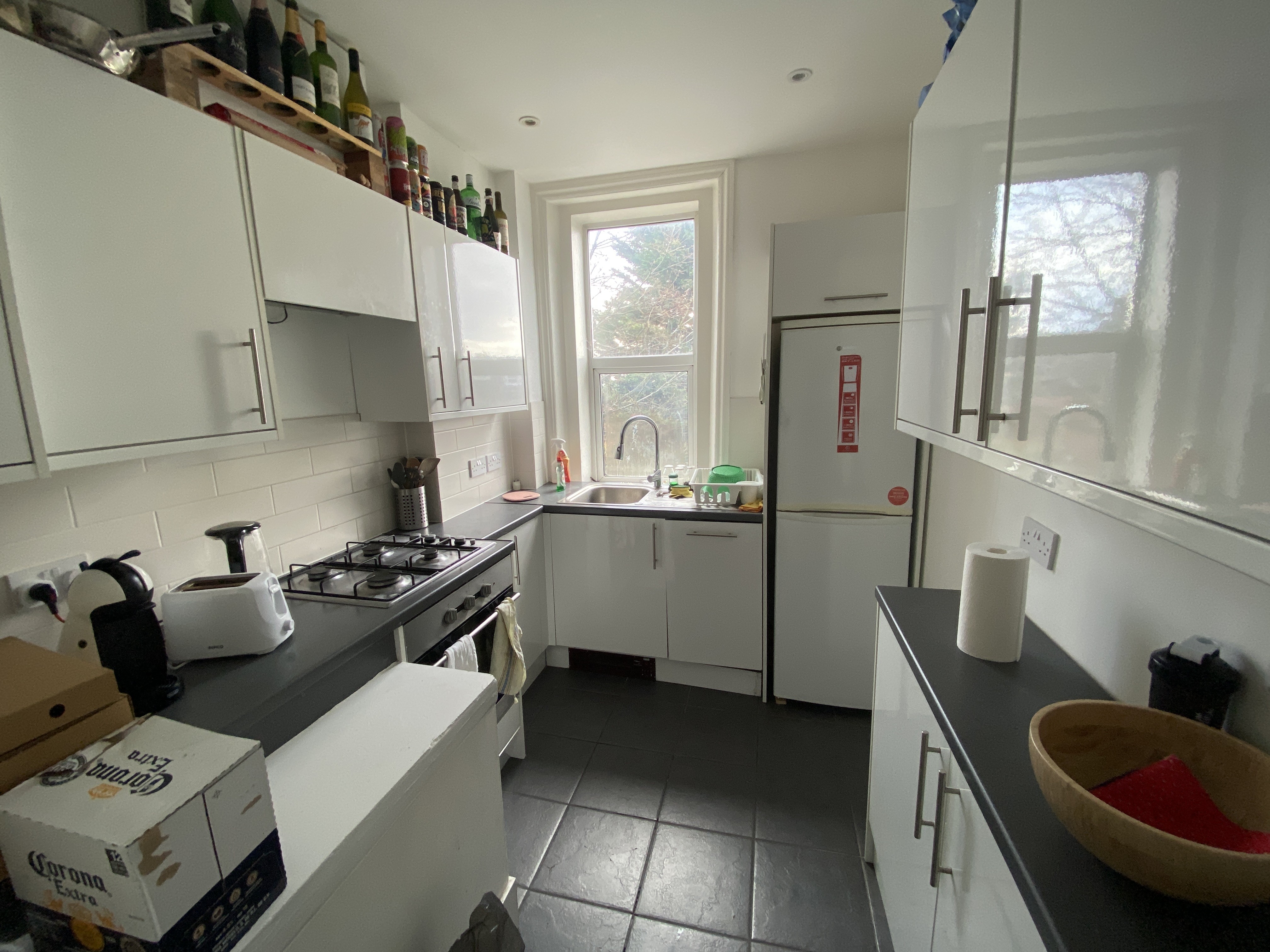 INVESTMENT - Freehold Mid Terrace Building