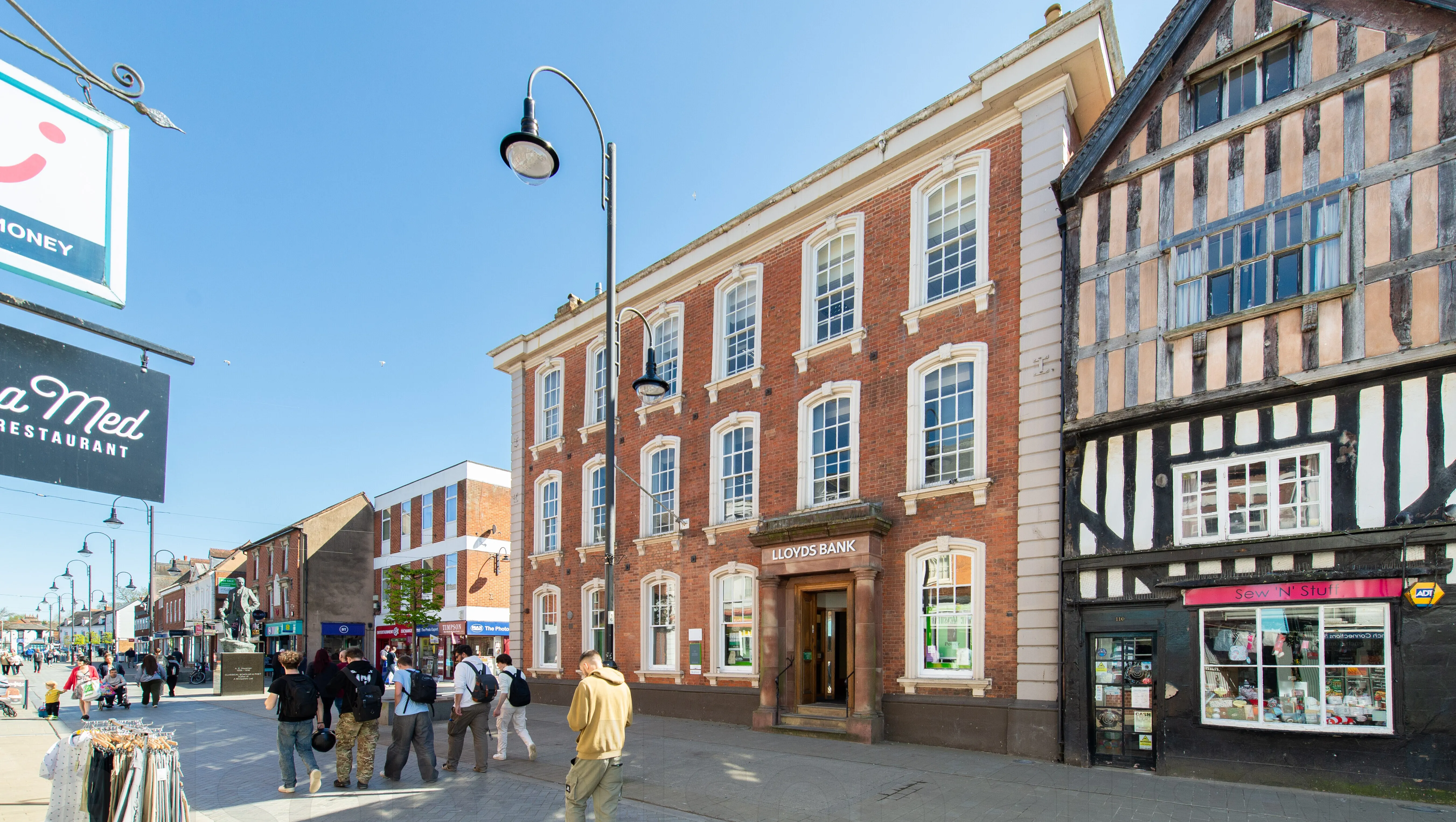 Freehold Town Centre Bank Investment