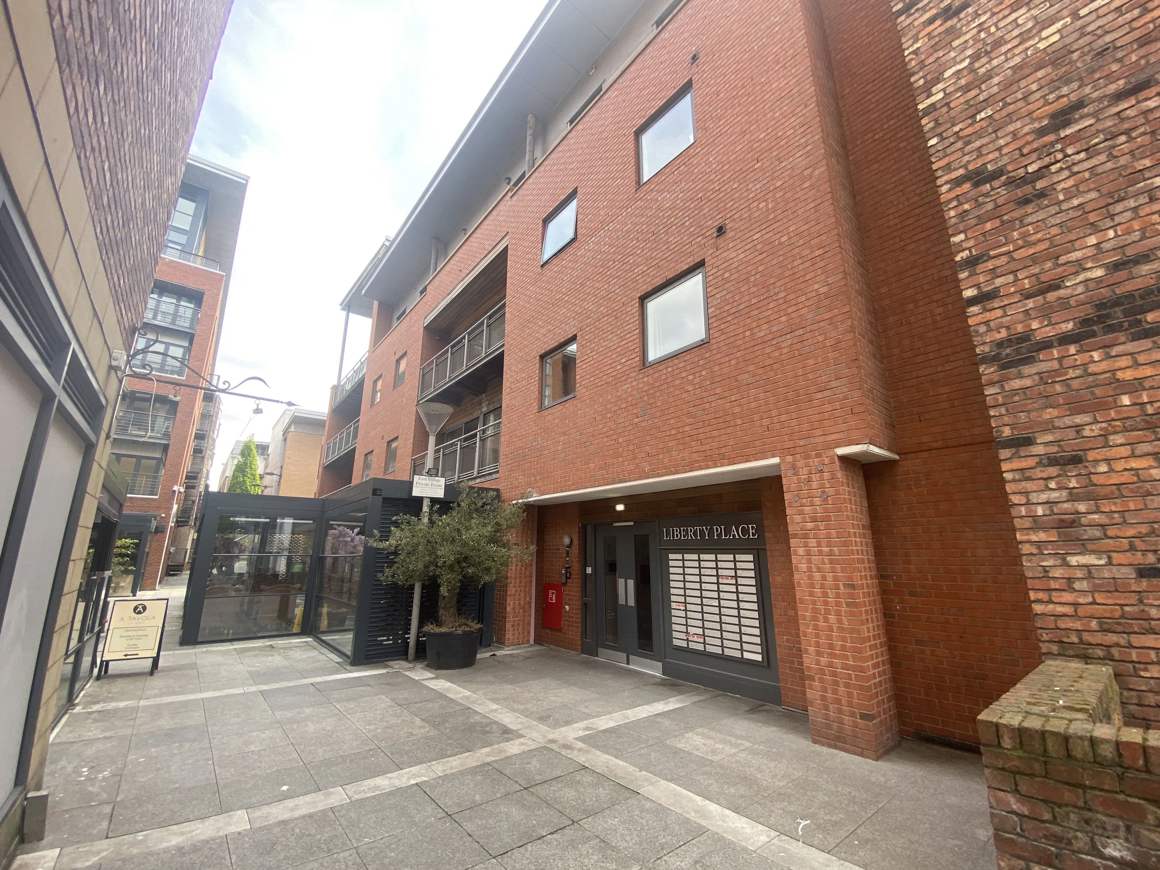 VACANT - Leasehold Self Contained First Floor Flat with Parking