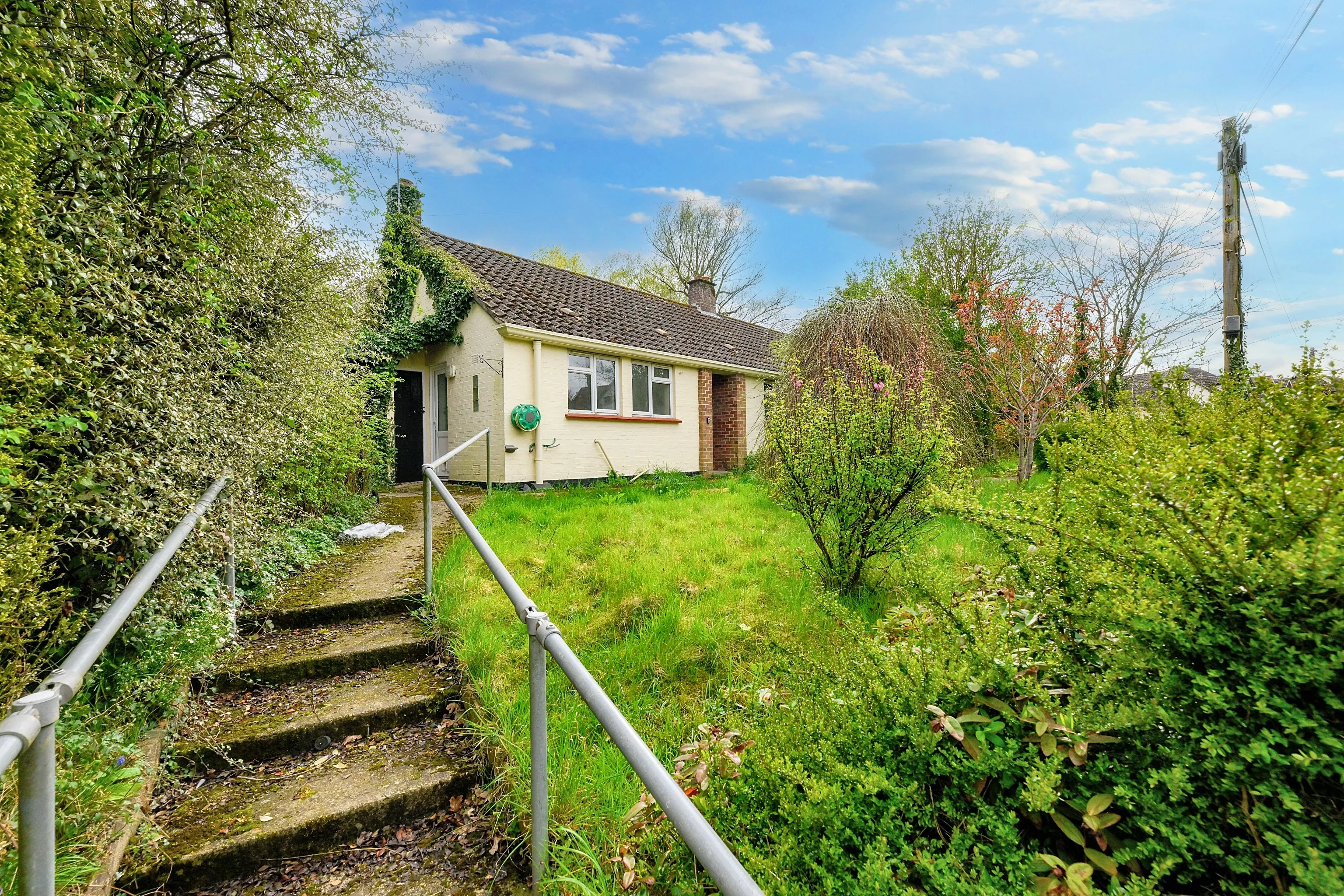 VACANT - Freehold Semi-Detached Bungalow