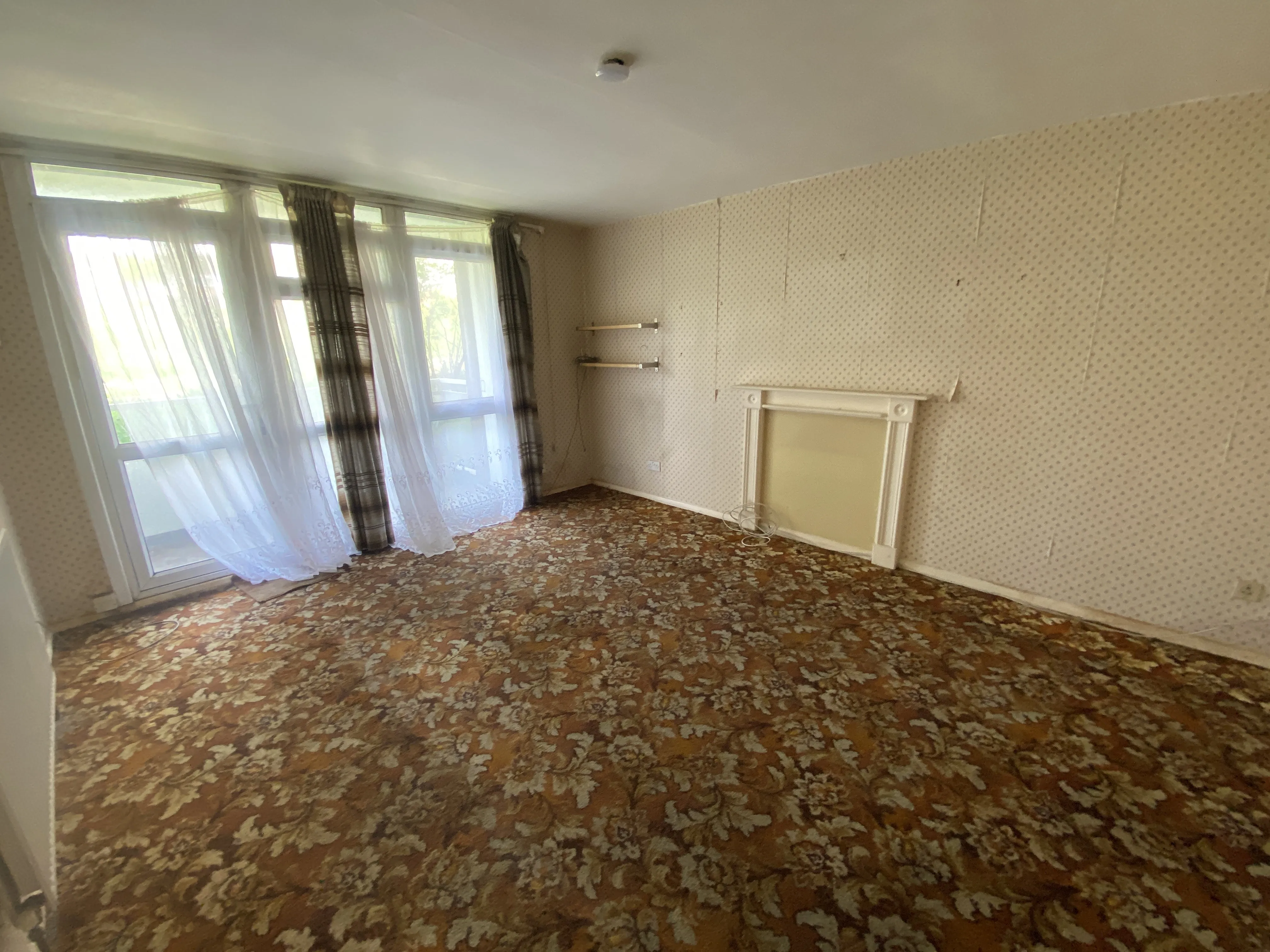 VACANT - Leasehold Self Contained Ground Floor Flat