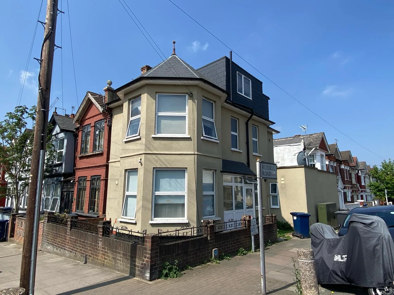 INVESTMENT - Freehold Corner Building
