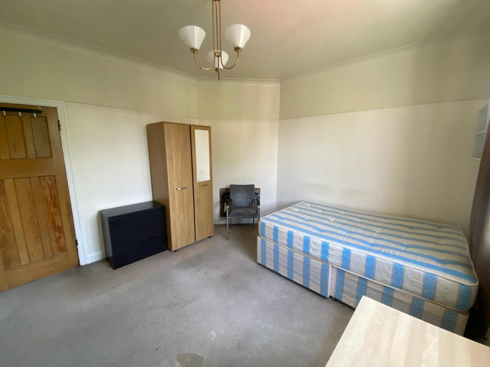 VACANT -  Long Leasehold Self Contained Purpose Built First Floor Flat