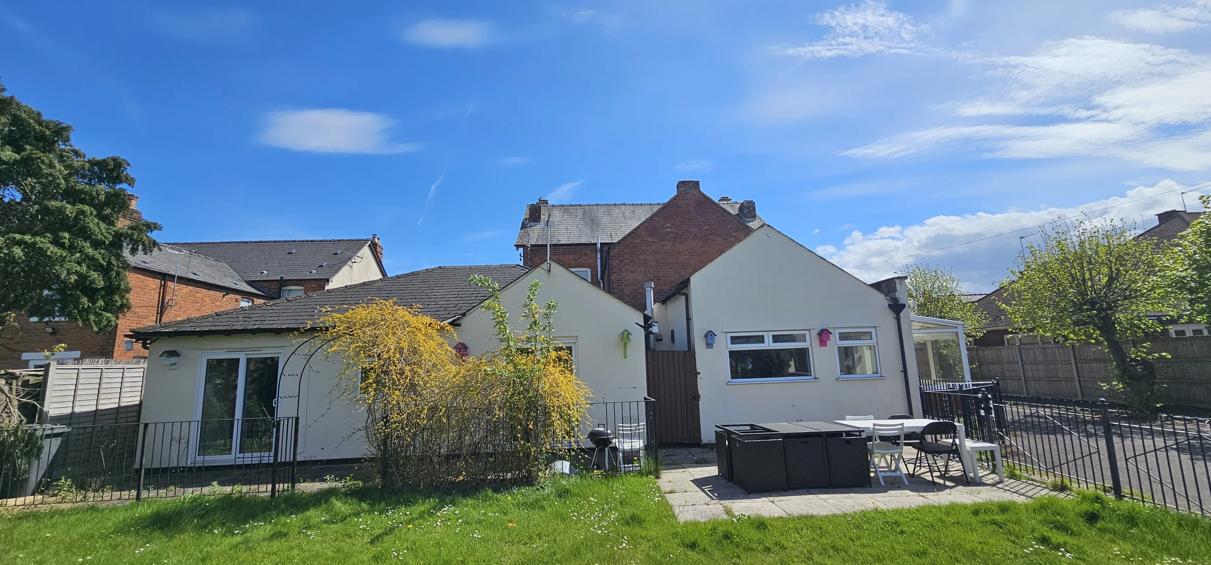VACANT - Freehold Detached Former Care Home