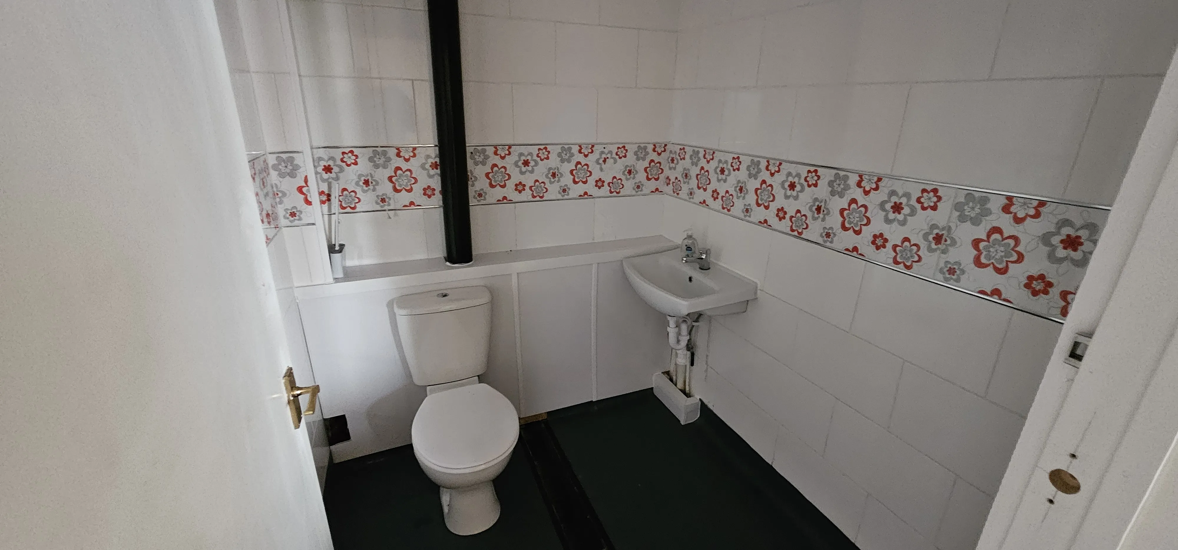 VACANT - Freehold Detached Former Care Home