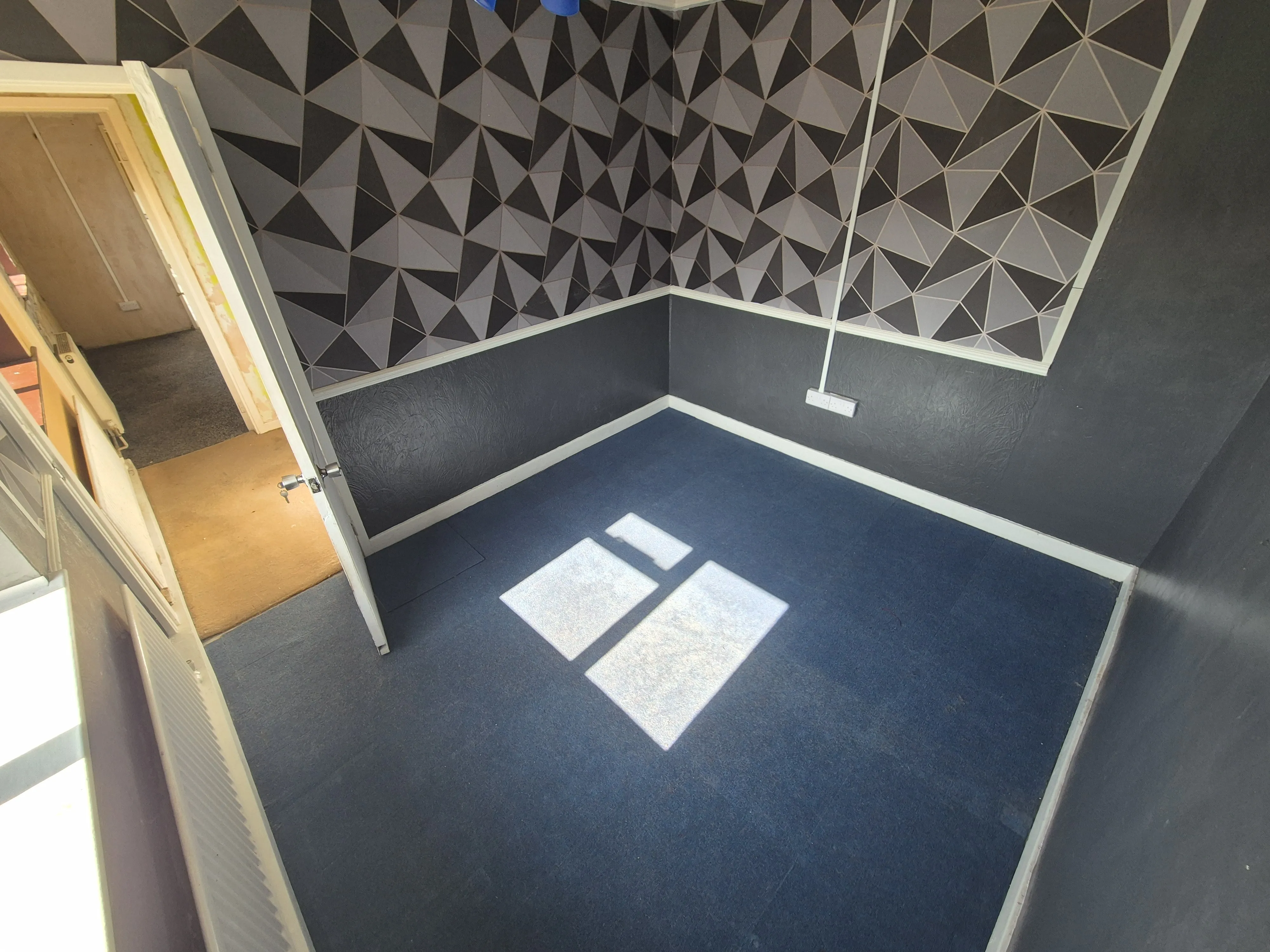 Long Leasehold Terrace House