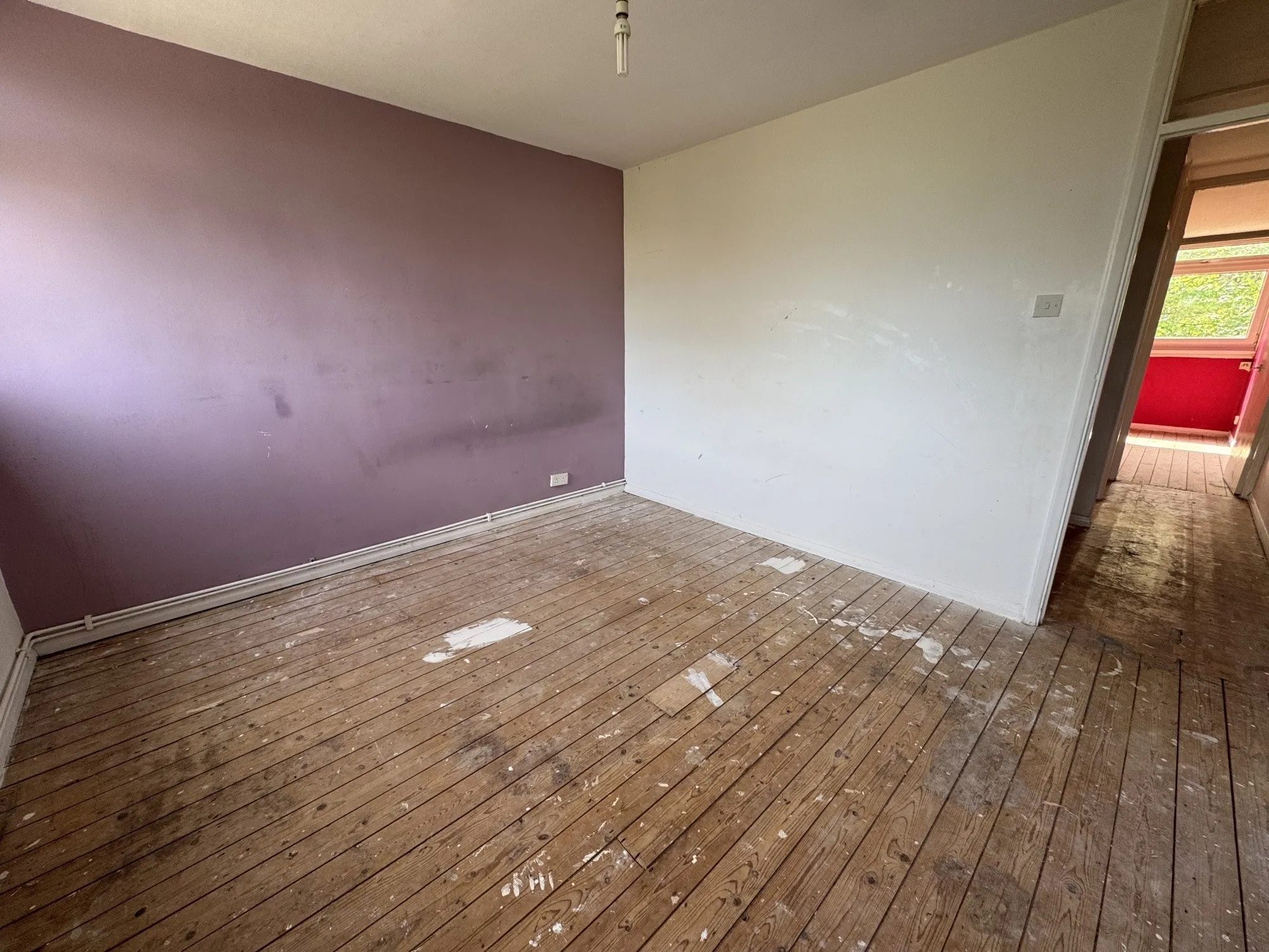 VACANT - Leasehold Self Contained Flat 
