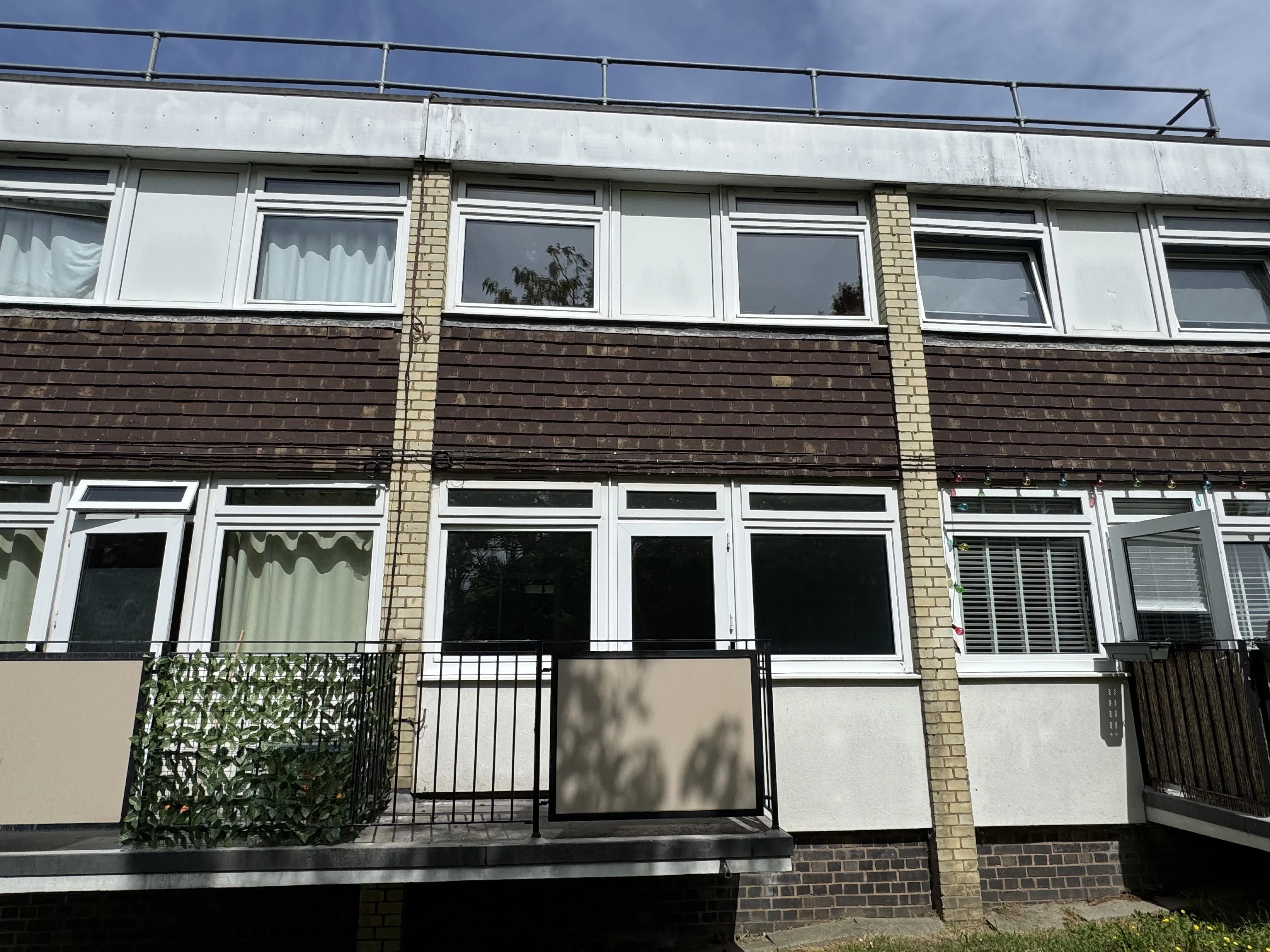 VACANT - Leasehold Self Contained Flat 