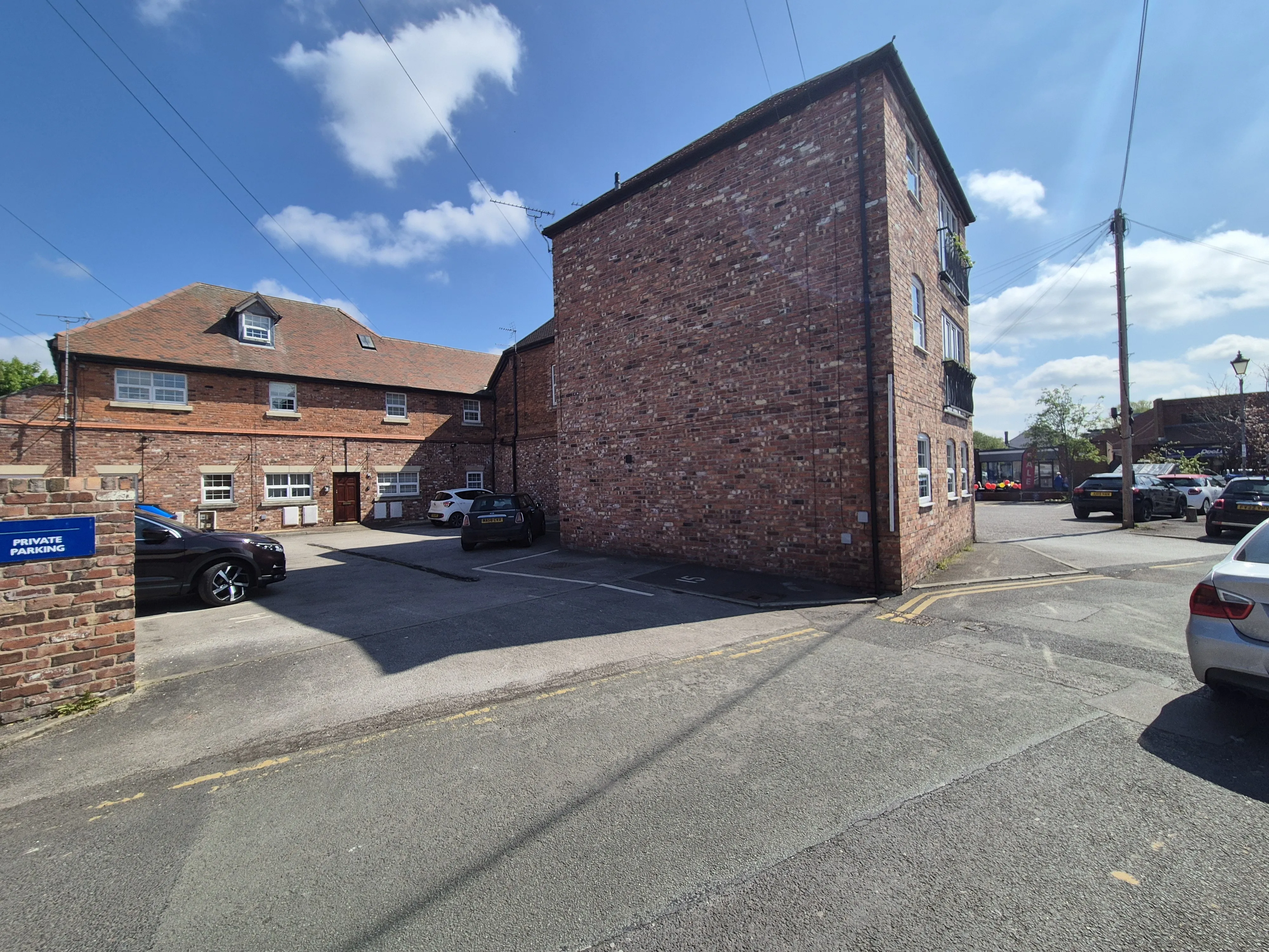 VACANT - Leasehold Self Contained Ground and First Floor Duplex Flat