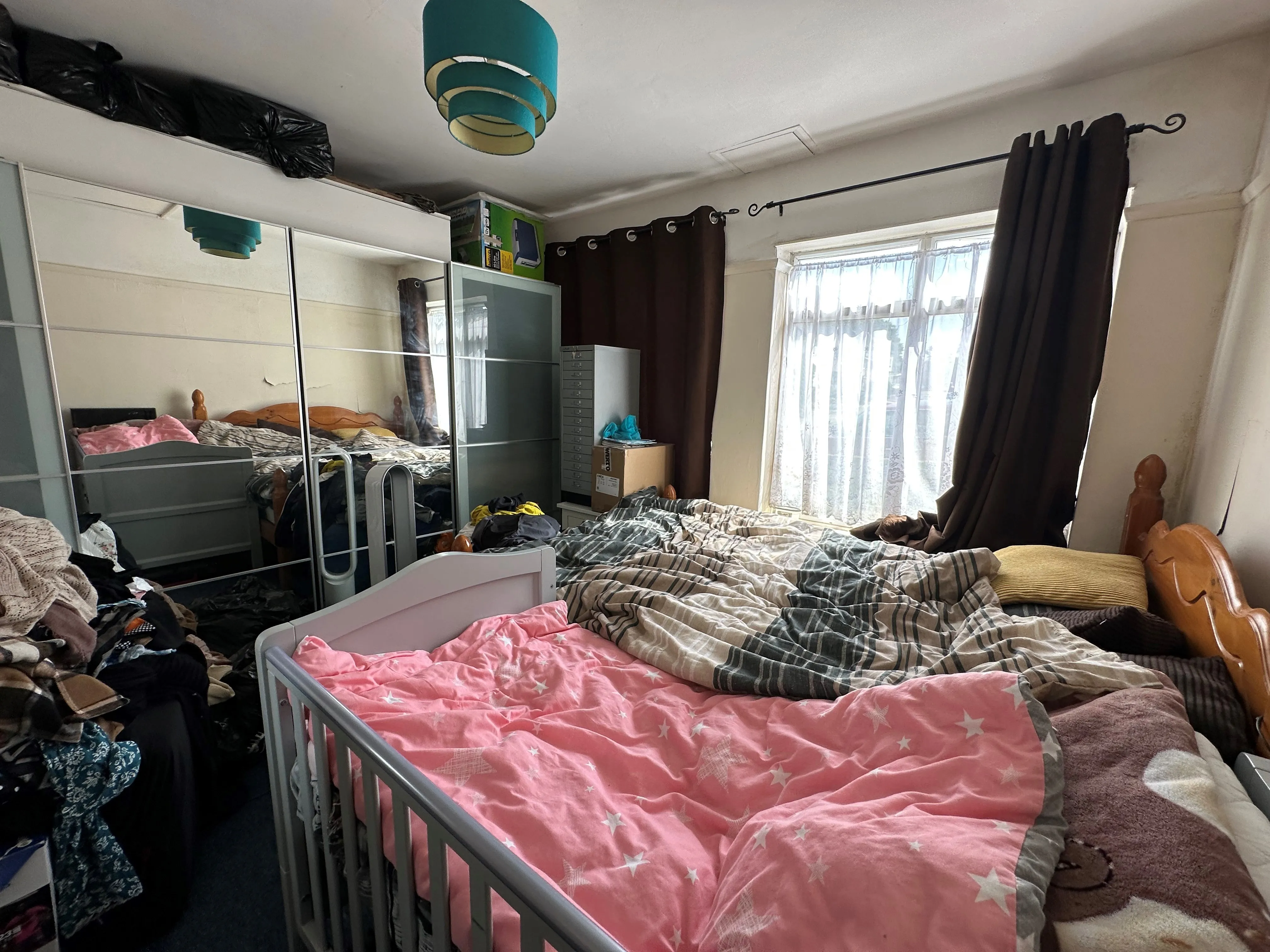 INVESTMENT - Long Leasehold Self Contained Ground Floor Maisonette