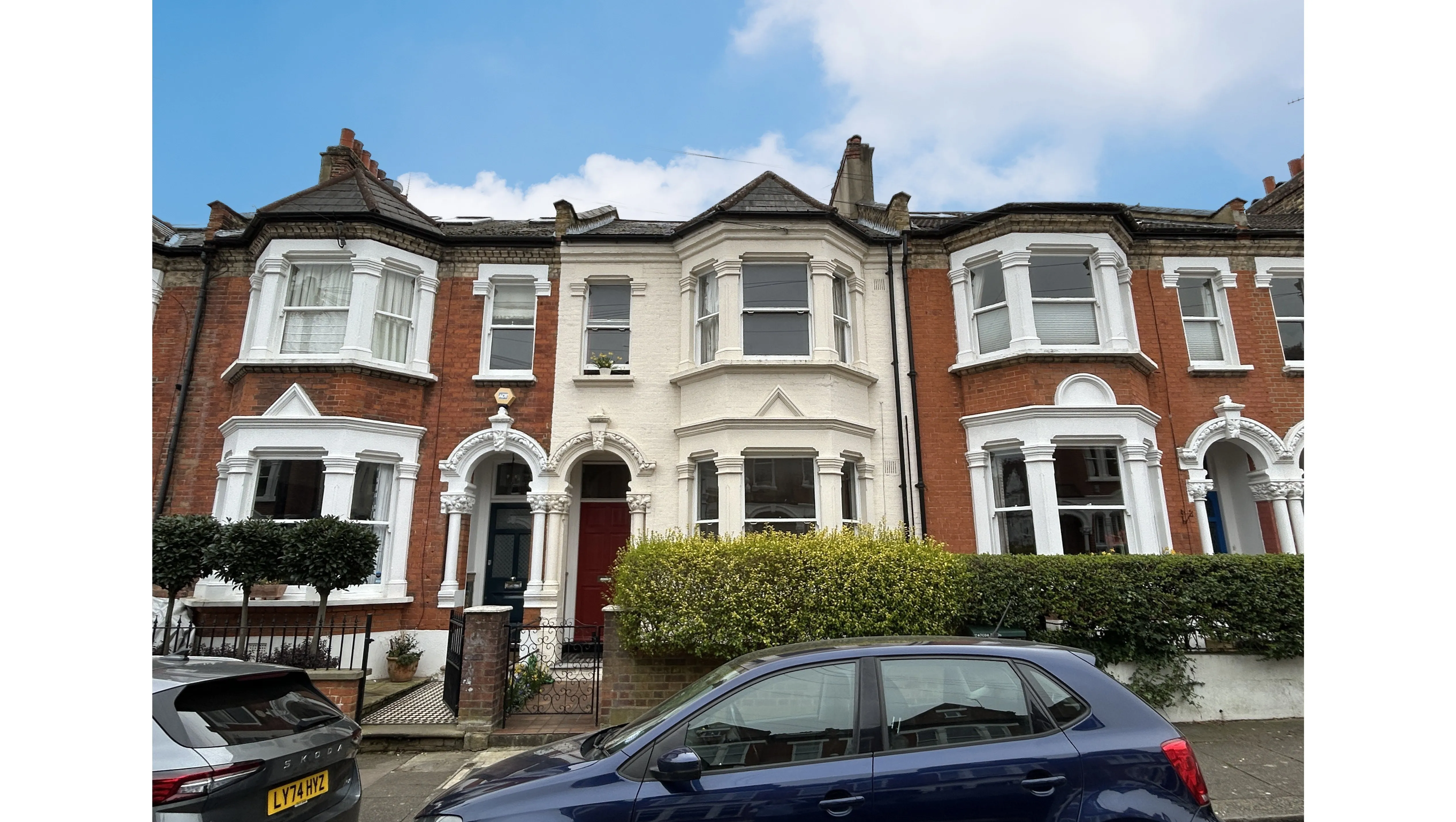 VACANT - Leasehold Self Contained Ground Floor Flat