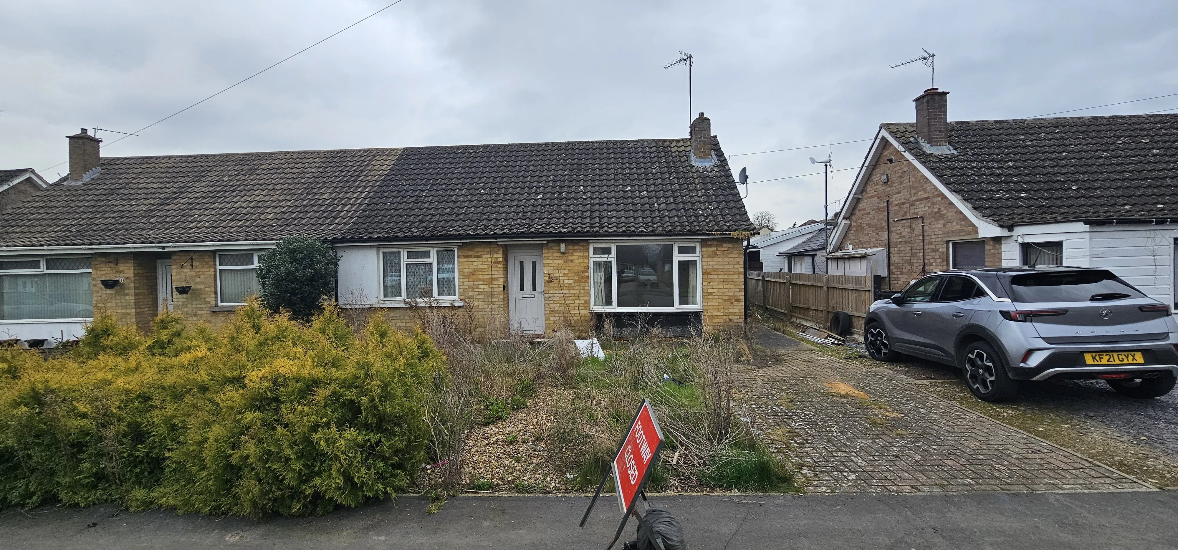VACANT - Freehold Semi Detached Bungalow