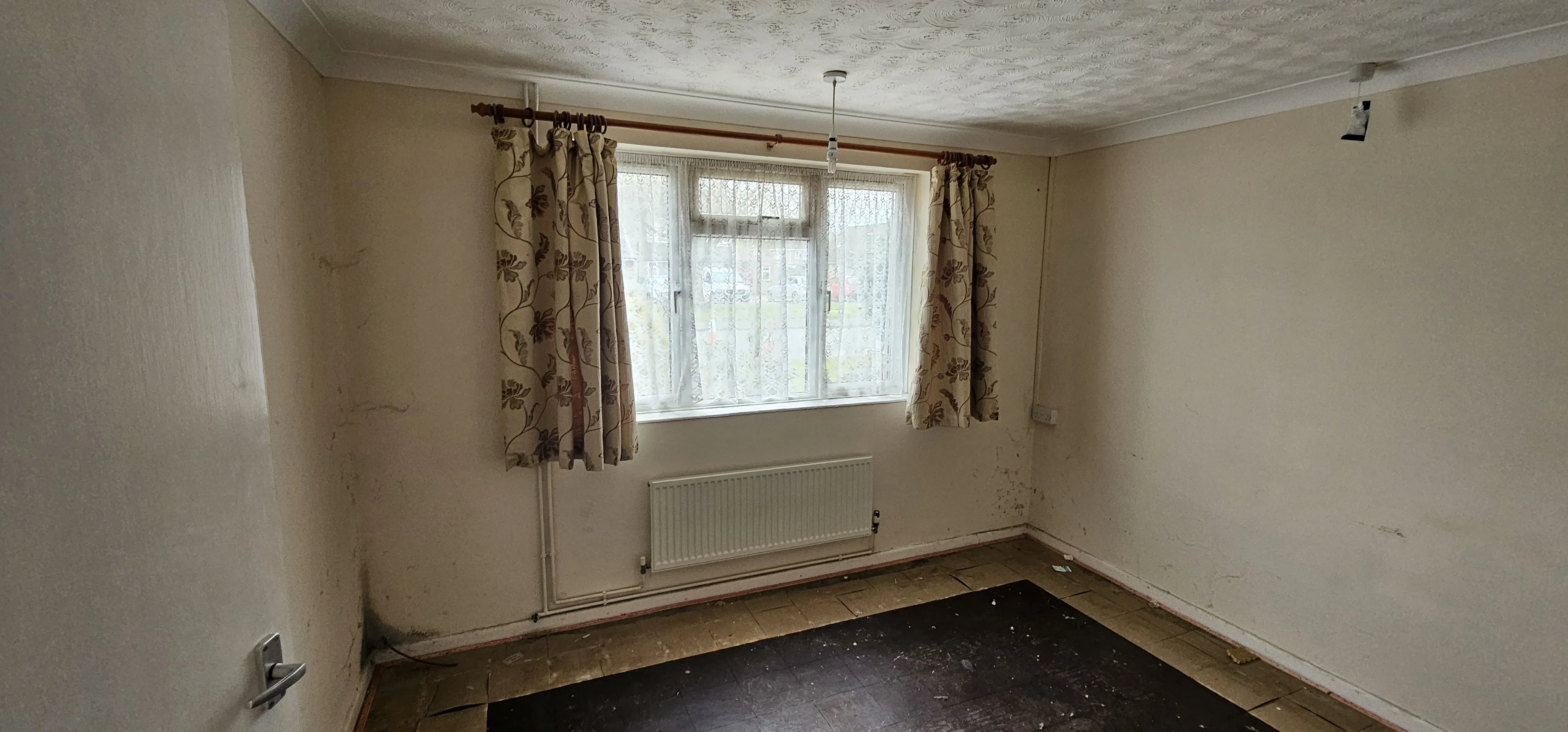 VACANT - Freehold Semi Detached Bungalow