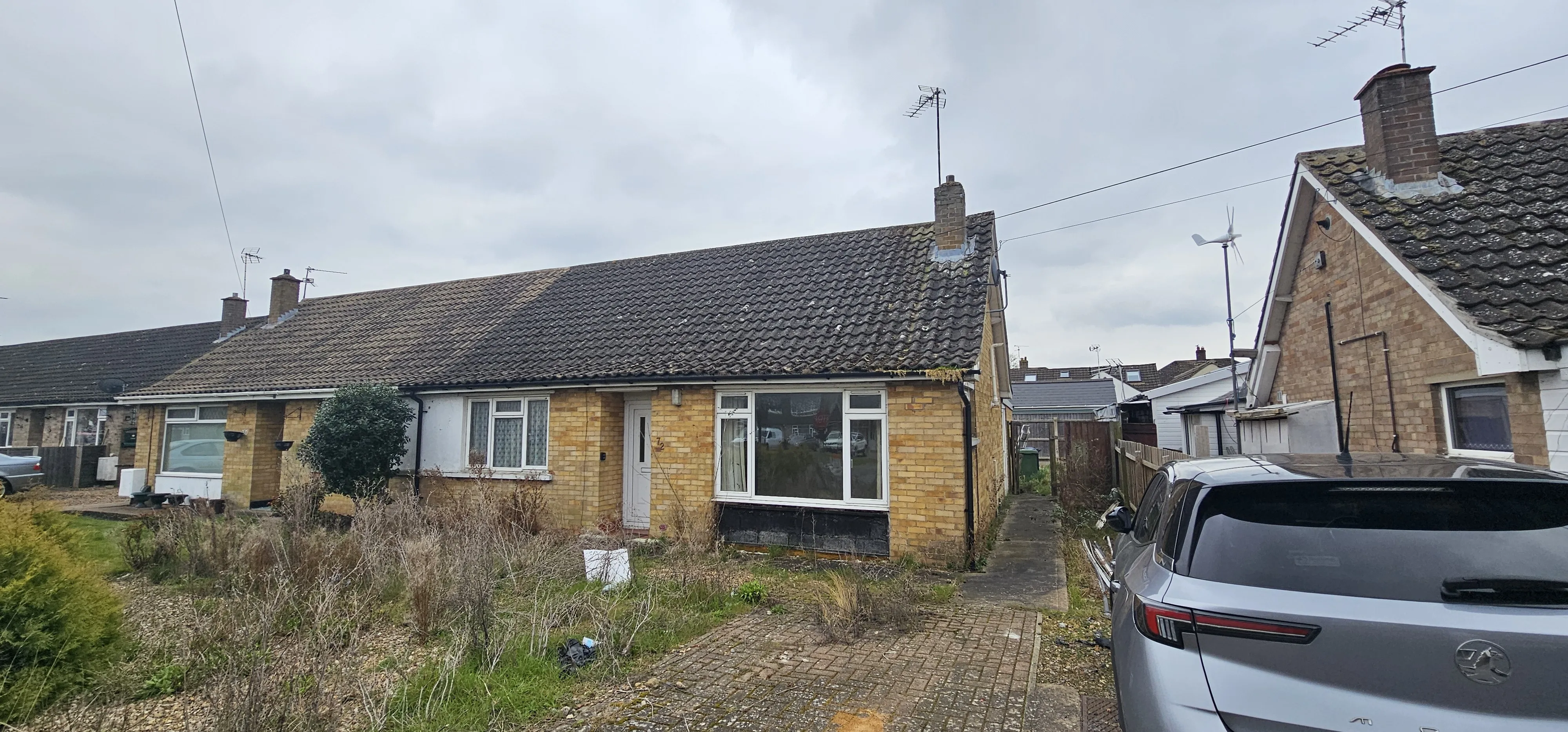 VACANT - Freehold Semi Detached Bungalow