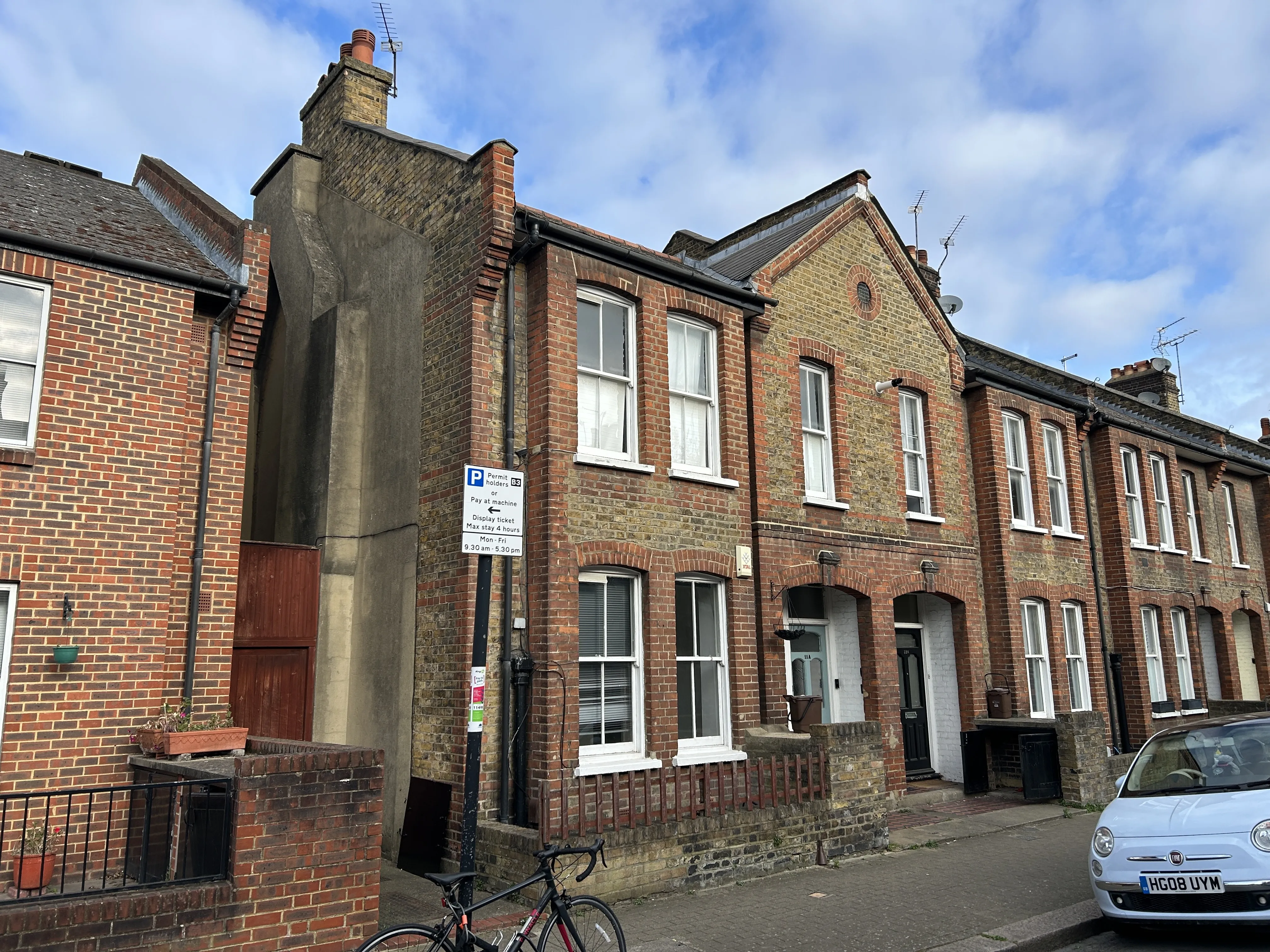 VACANT - Leasehold Self Contained Ground Floor Flat