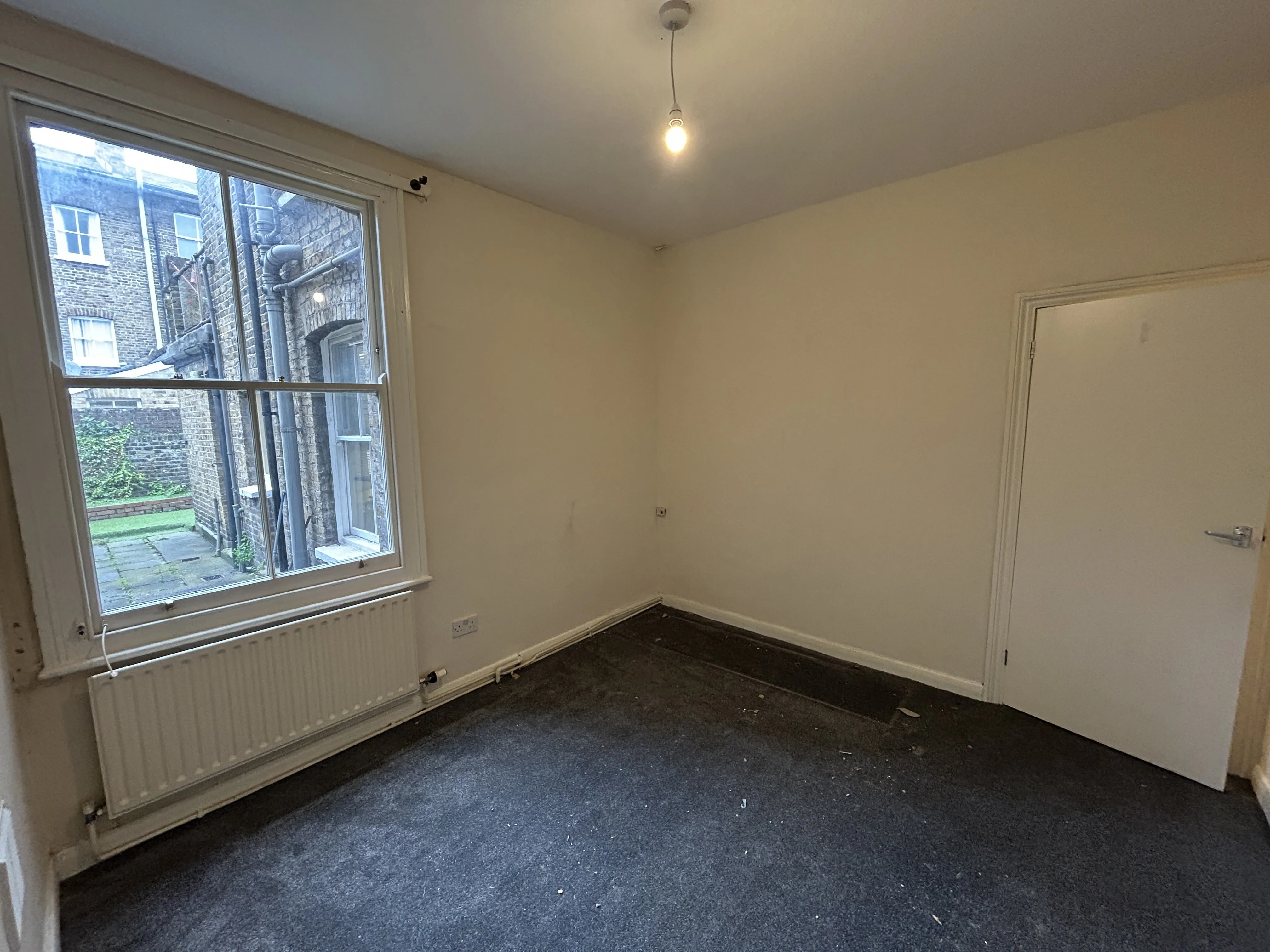 VACANT - Leasehold Self Contained Ground Floor Flat