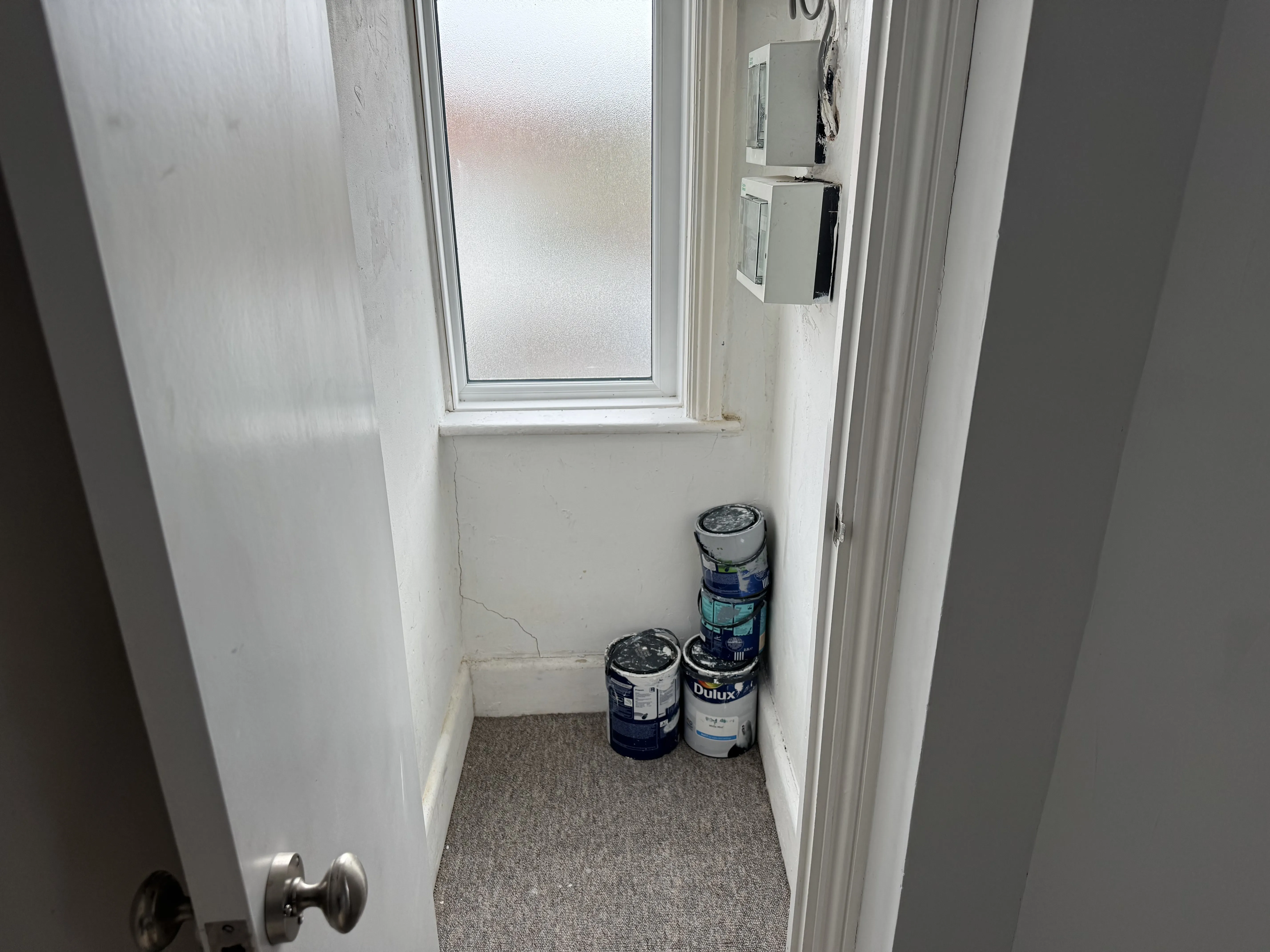 VACANT - Attractive Long Leasehold Self Contained Second Floor Flat