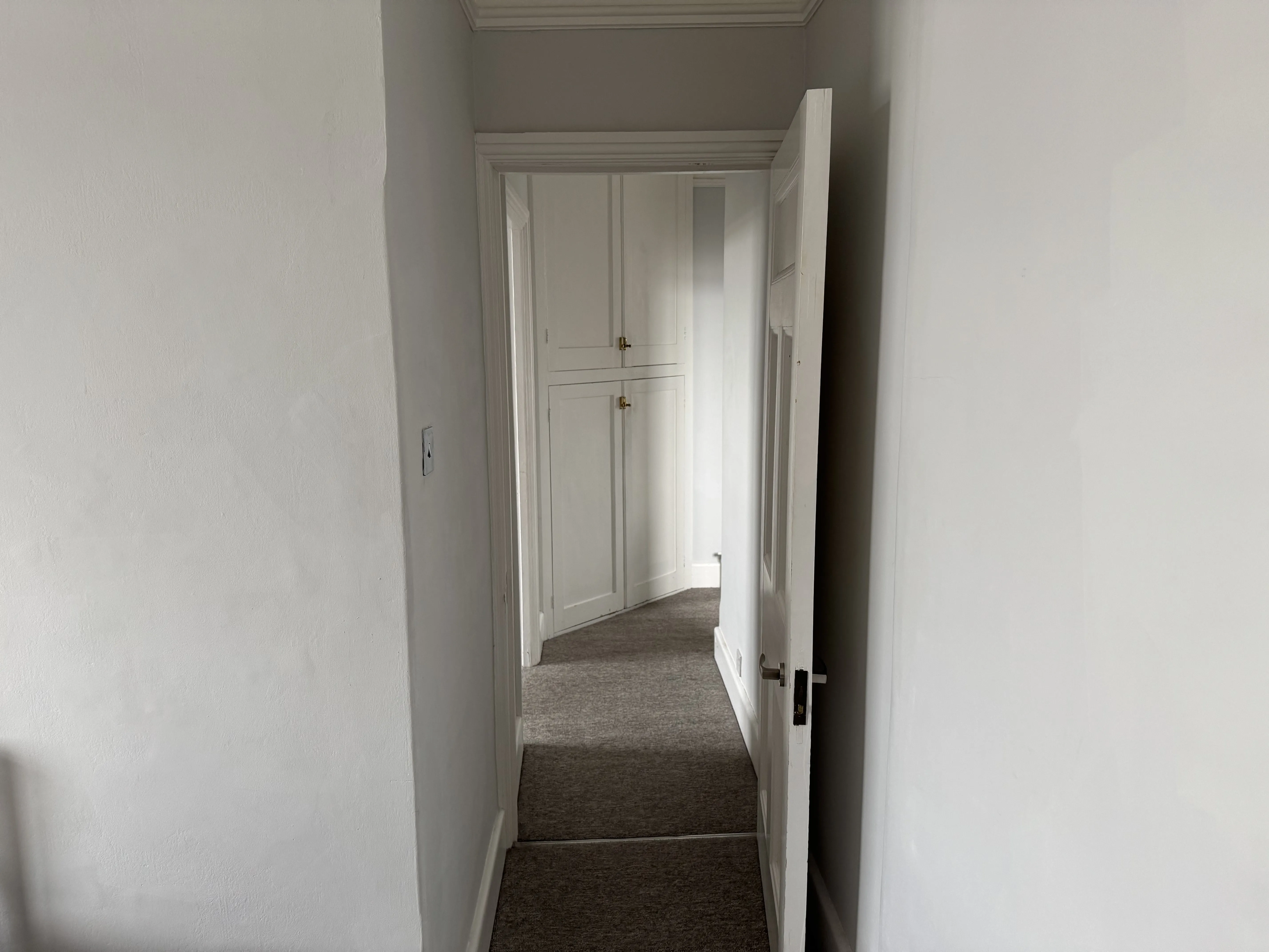 VACANT - Attractive Long Leasehold Self Contained Second Floor Flat