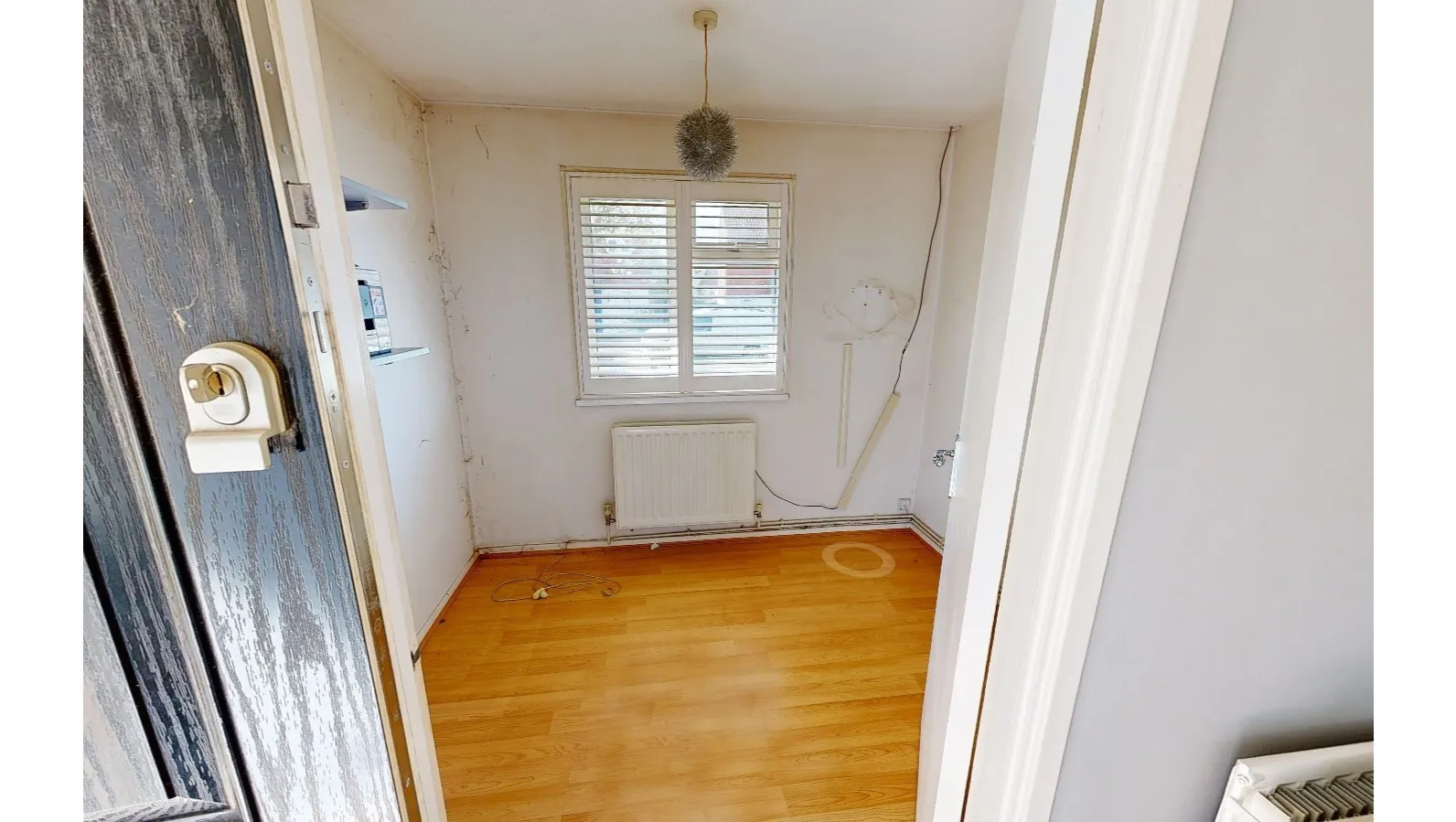 VACANT - Freehold Semi Detached Bungalow