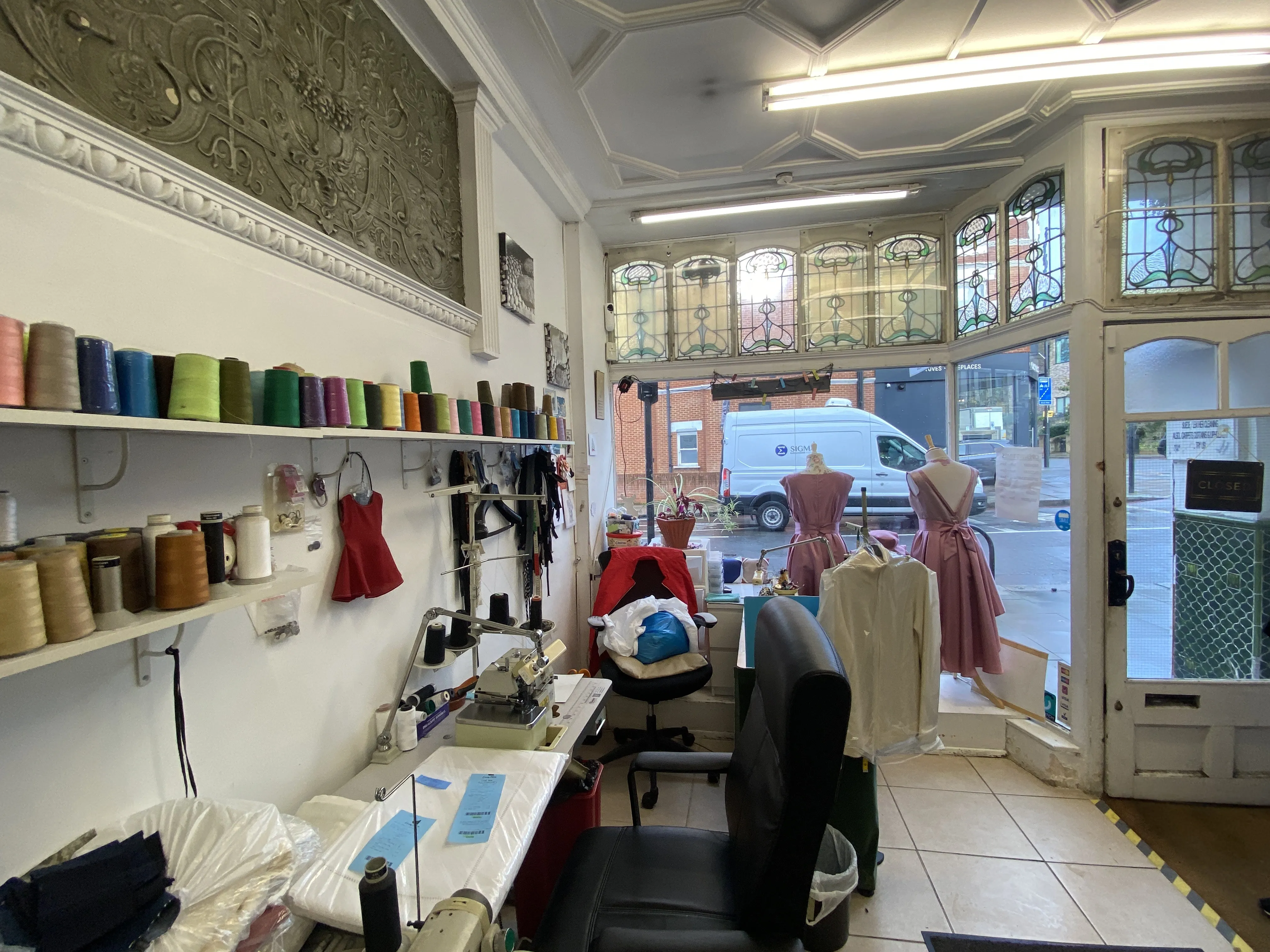 INVESTMENT - Freehold Mid Terrace Building