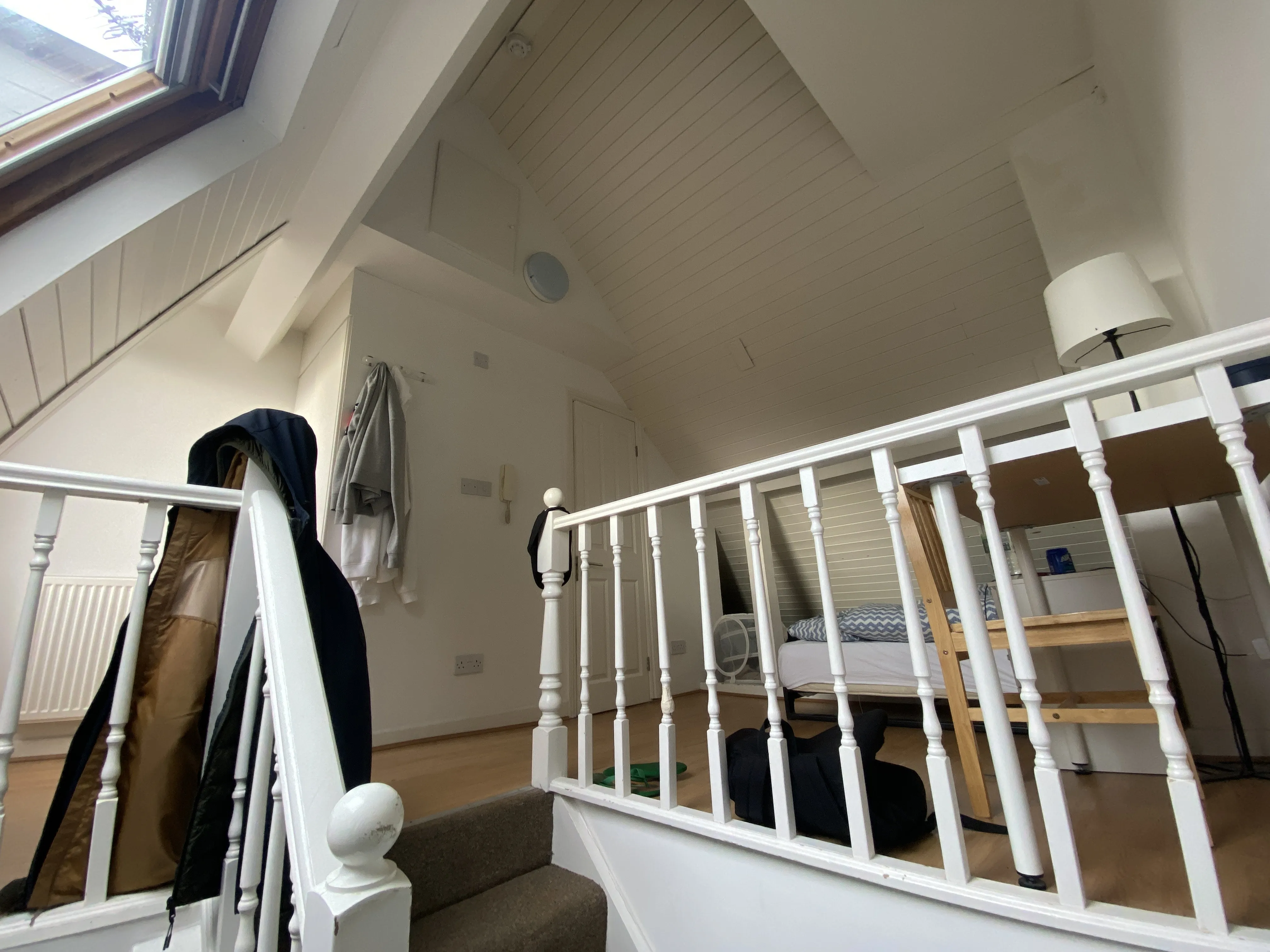 INVESTMENT - Freehold Mid Terrace Building