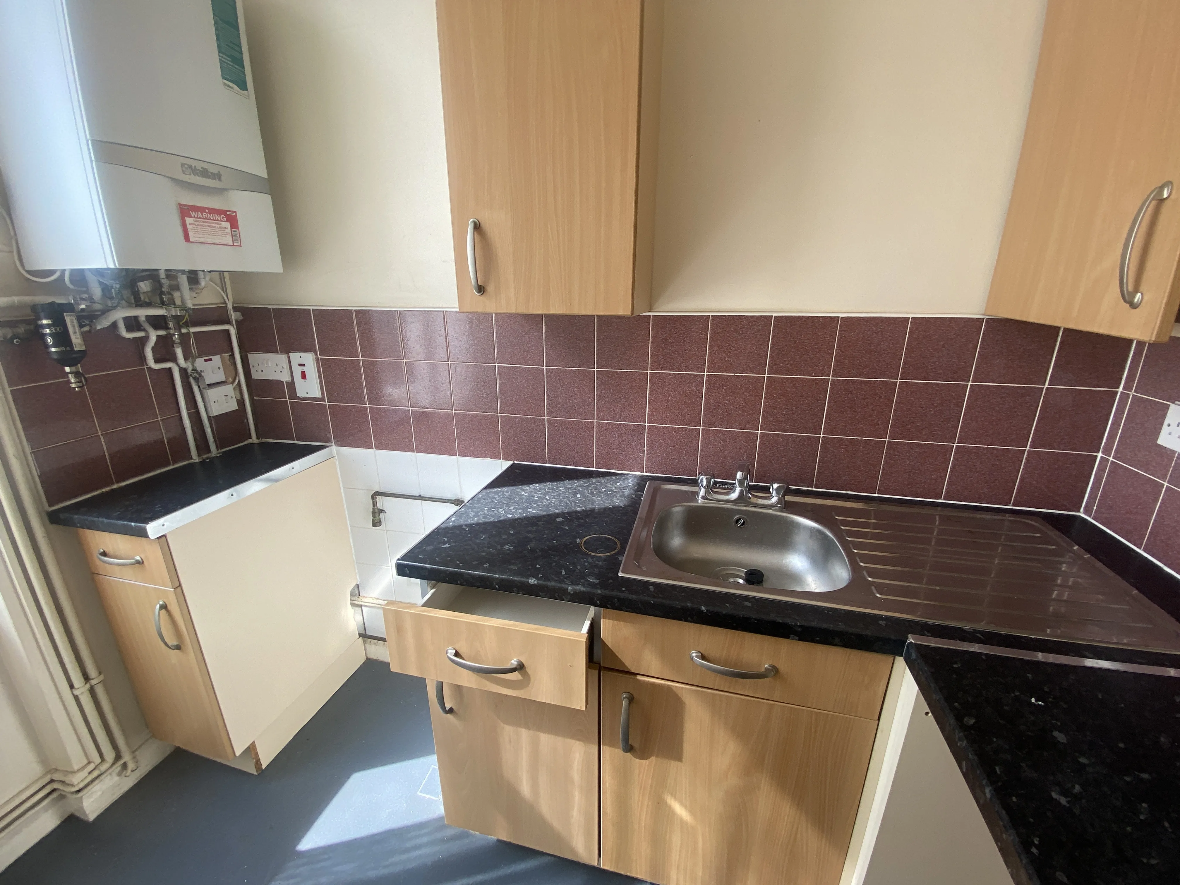 VACANT - Leasehold Self Contained Raised Ground Floor Flat