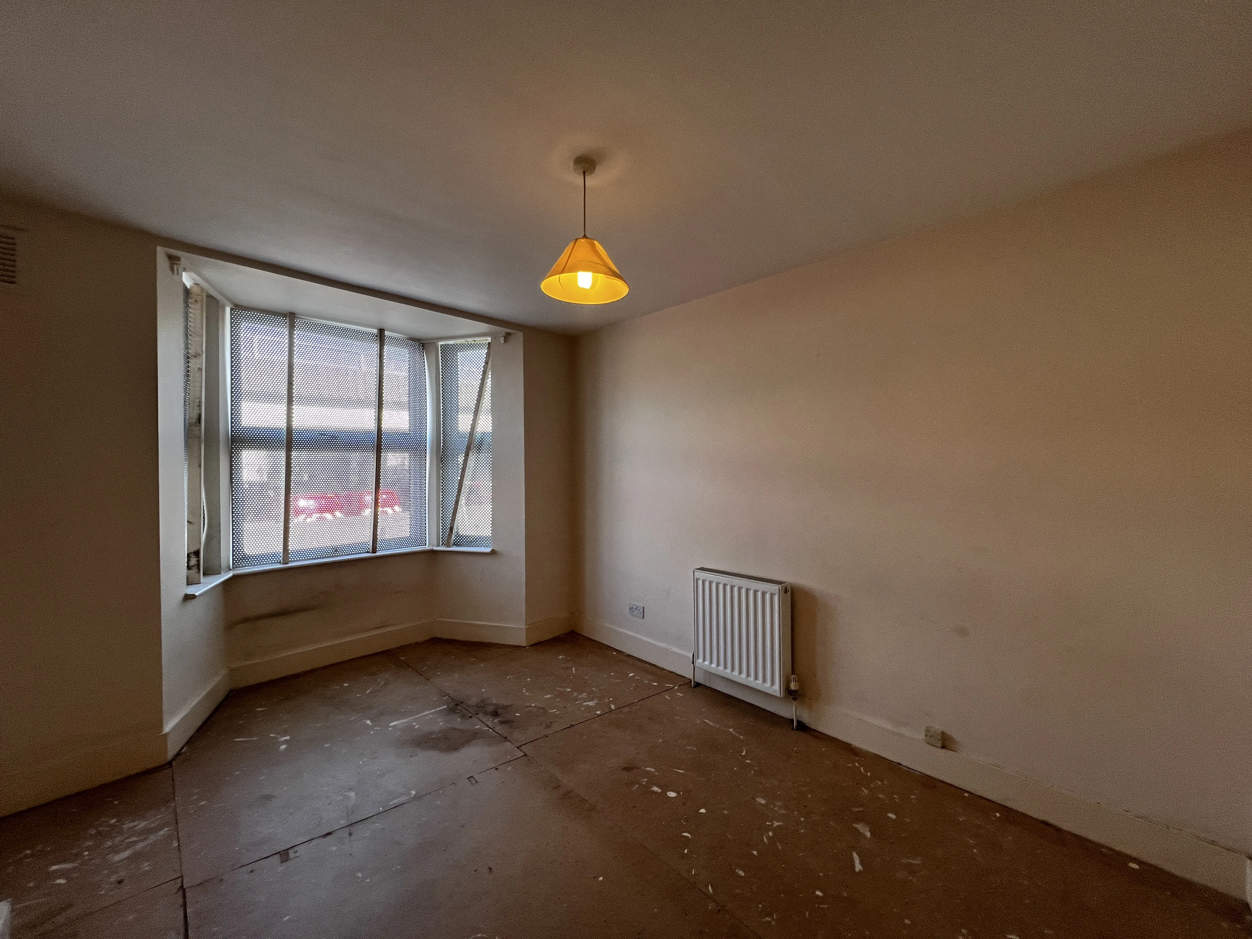 VACANT - Leasehold Lower Ground and Raised Ground Floor Maisonette