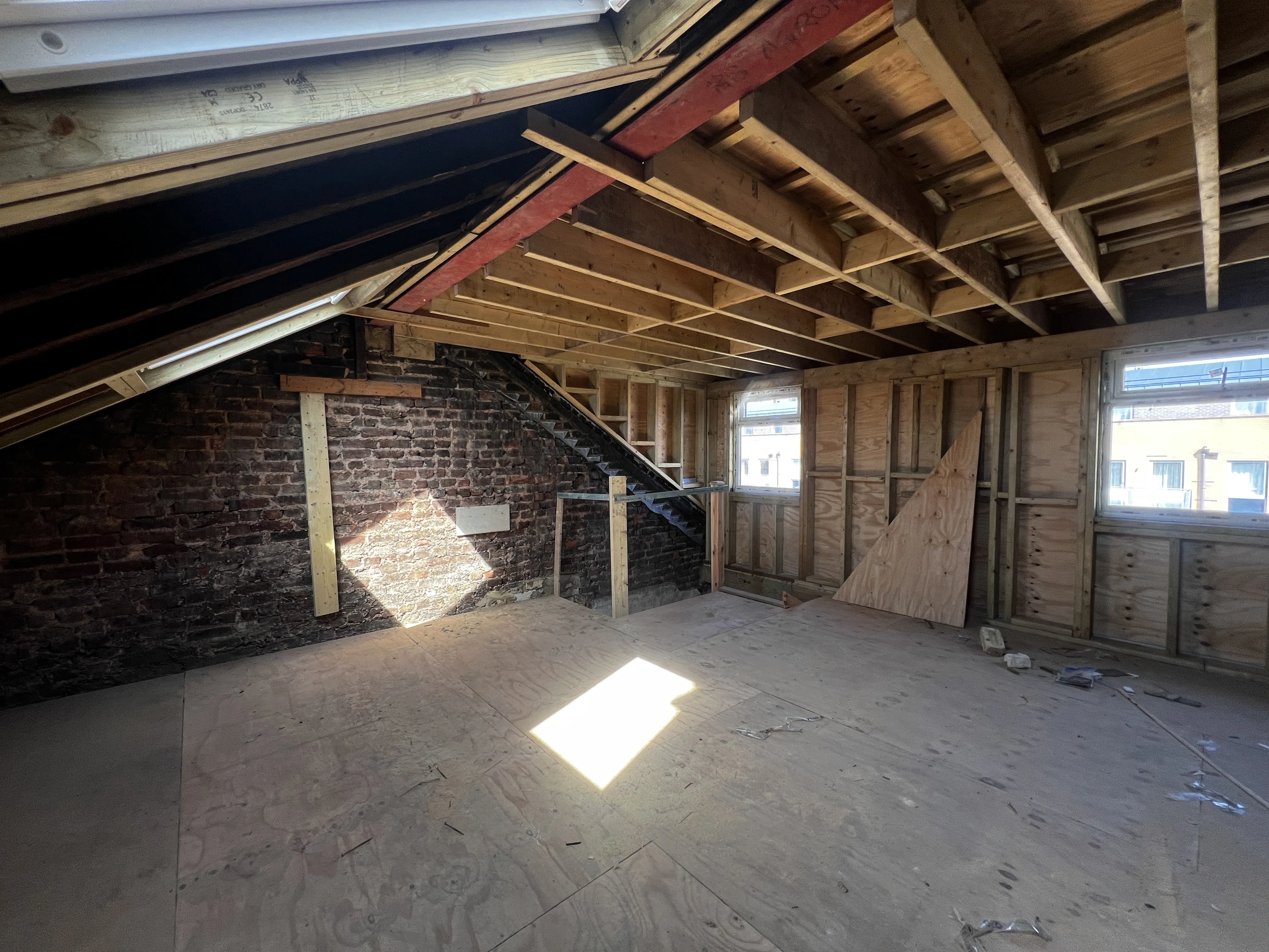 VACANT - Freehold Building with Planning Permission